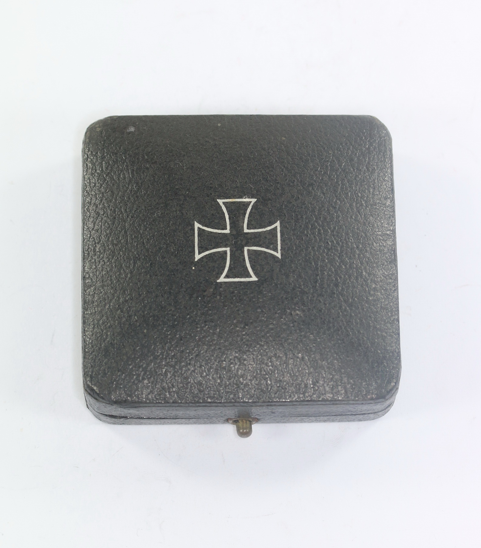 Etui Eisernes Kreuz 1. Klasse 1939, gewölbter Deckel – Bild 1