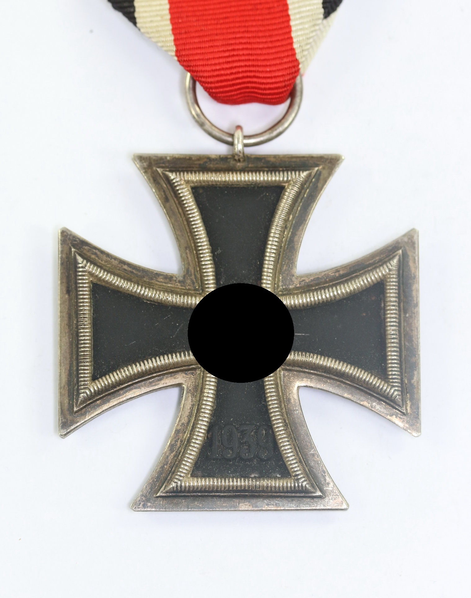 Eisernes Kreuz 2. Klasse 1939, Hst. 25 (Arbeitsgemeinschaft der Graveur-, Gold- und Silberschmiedeinnungen, Hanau am Main) (1) Eisernes Kreuz 2. Klasse 1939, Hst. 25 (Arbeitsgemeinschaft der Graveur-, Gold- und Silberschmiedeinnungen, Hanau am Main) – Bild 1