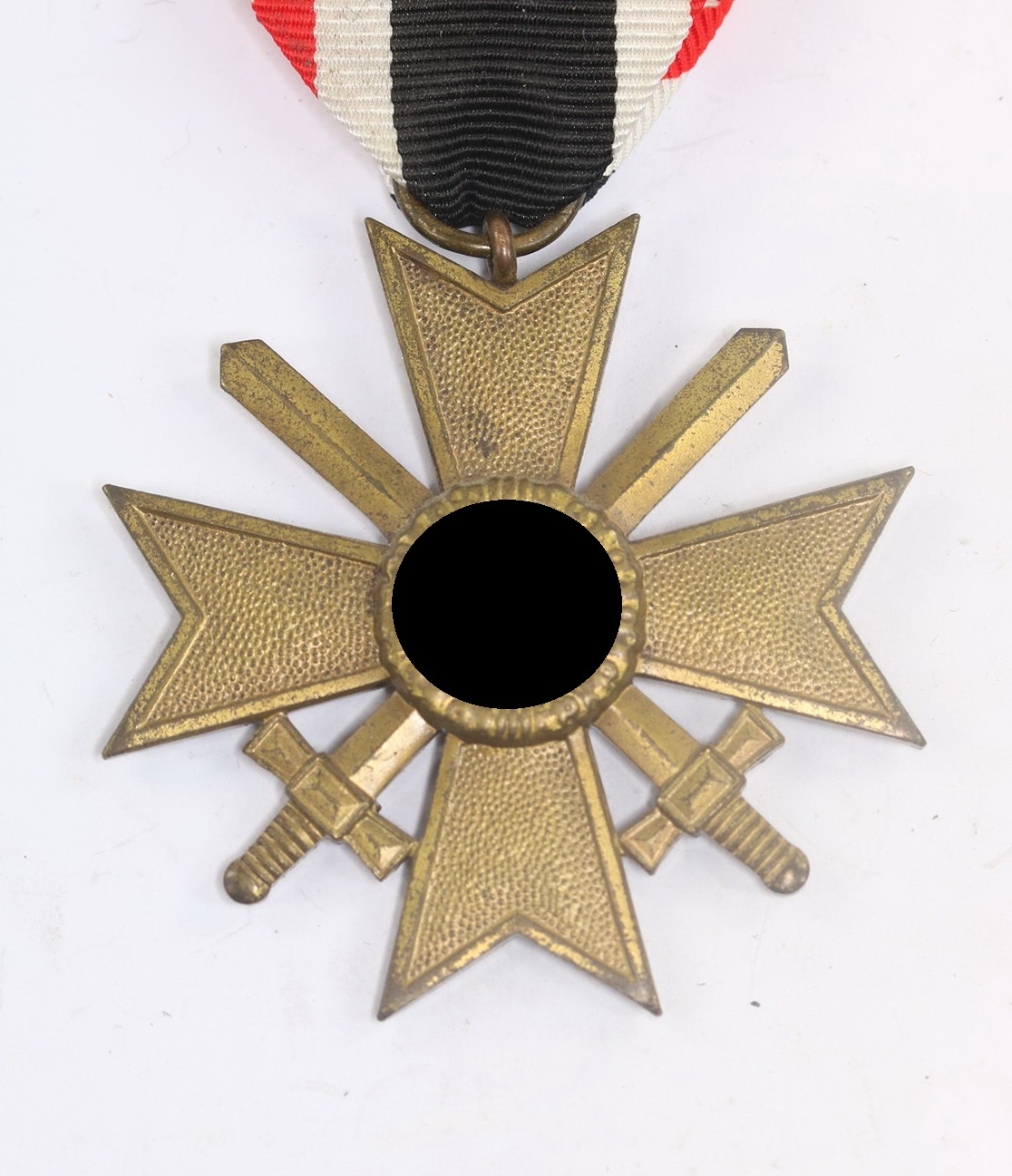 Kriegsverdienstkreuz 2. Klasse mit Schwertern, Hst. 6. (Fritz Zimmermann, Stuttgart) (1) Kriegsverdienstkreuz 2. Klasse mit Schwertern, Hst. 6. (Fritz Zimmermann, Stuttgart) – Bild 1