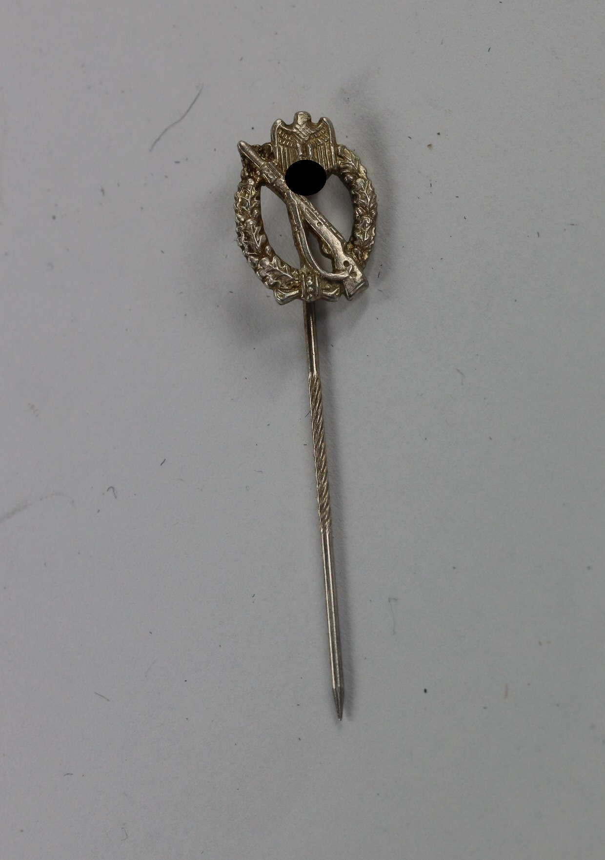 16_mm_miniatur_infanterie_sturmabzeichen_in_silber_1__1_4_4nd 16mm Miniature Infantry Assault Badge. – Bild 1