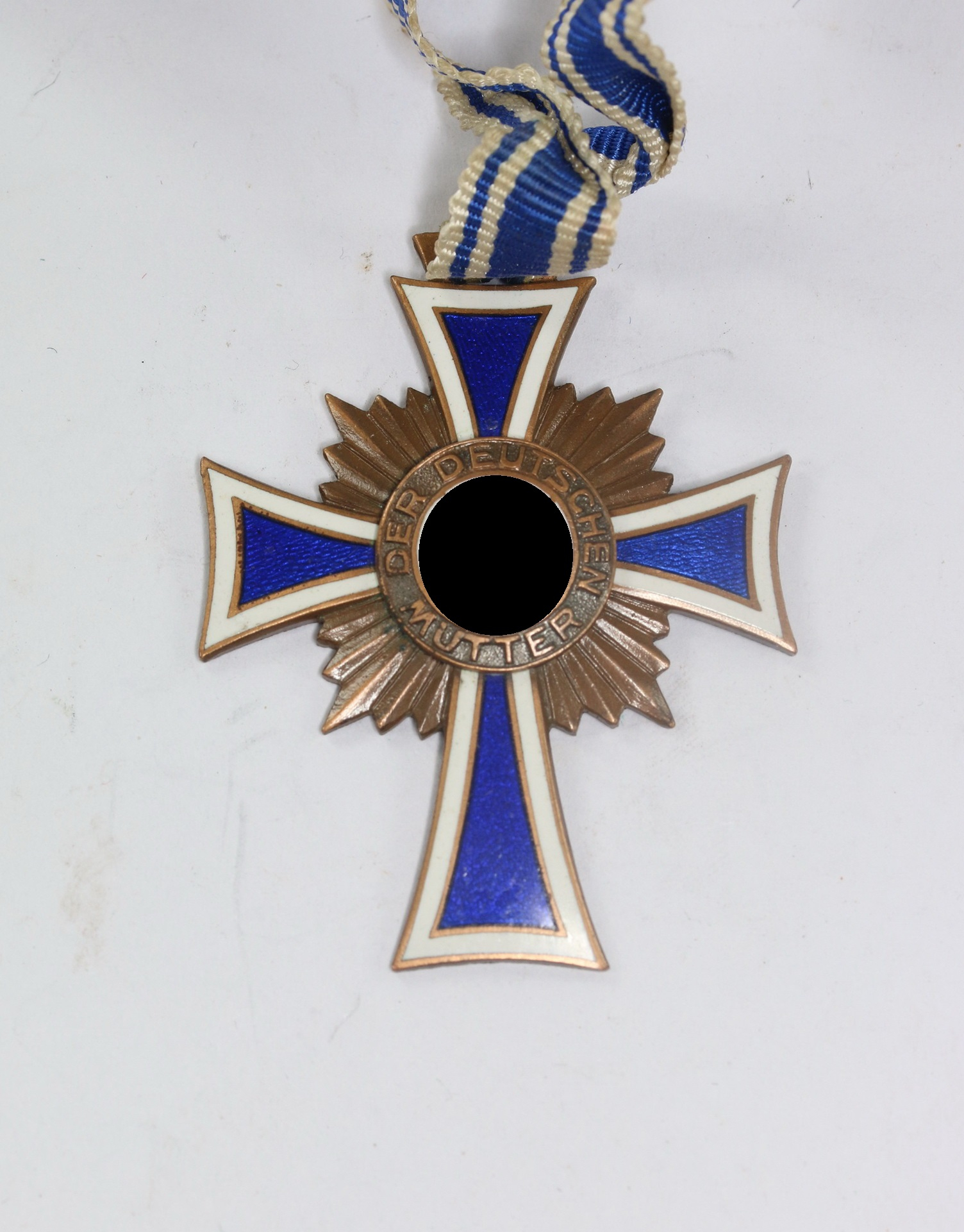 Bronze Mother Cross.  – Bild 1