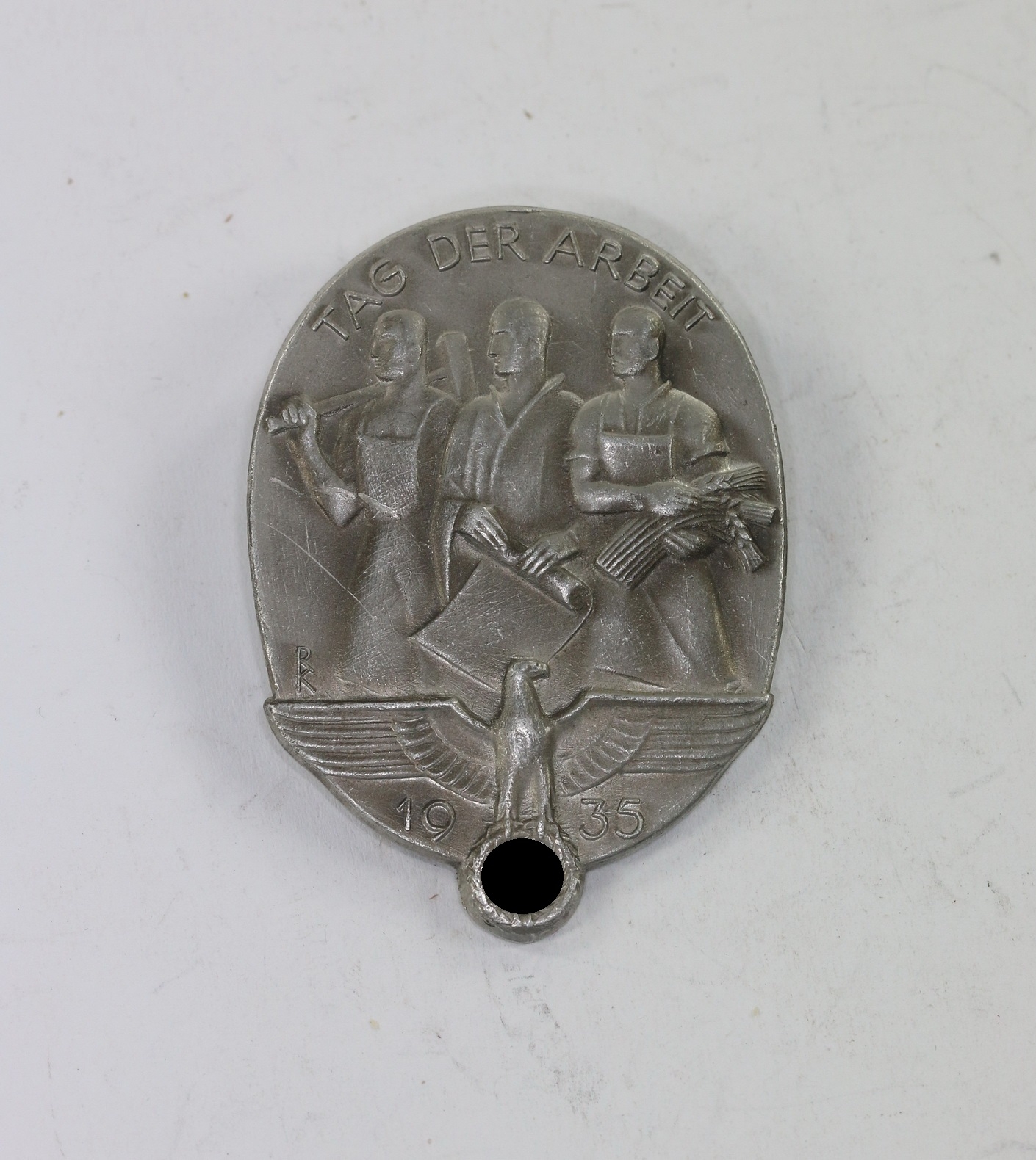 Day Badge, Tag der Arbeit 1935, Maker Paulmann & Crone. – Bild 1