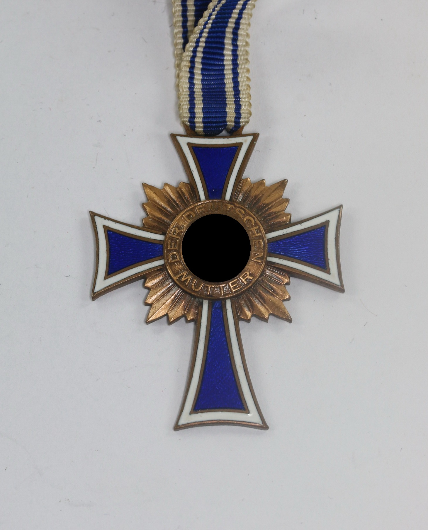 3 Bronze Mother Cross. – Bild 1