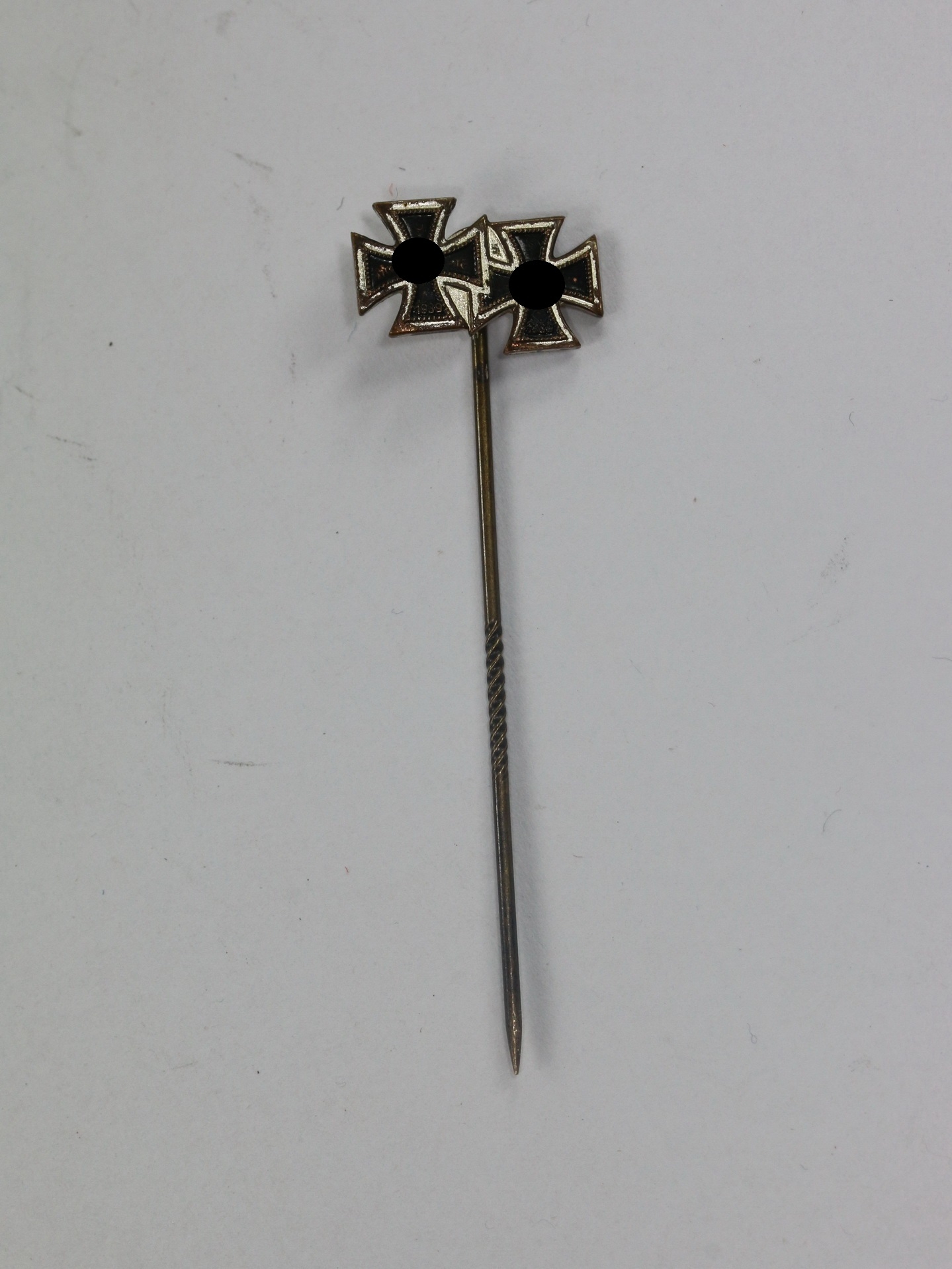 9mm Miniature Iron Cross 1st & 2nd Class 1939. Maker L/57. – Bild 1