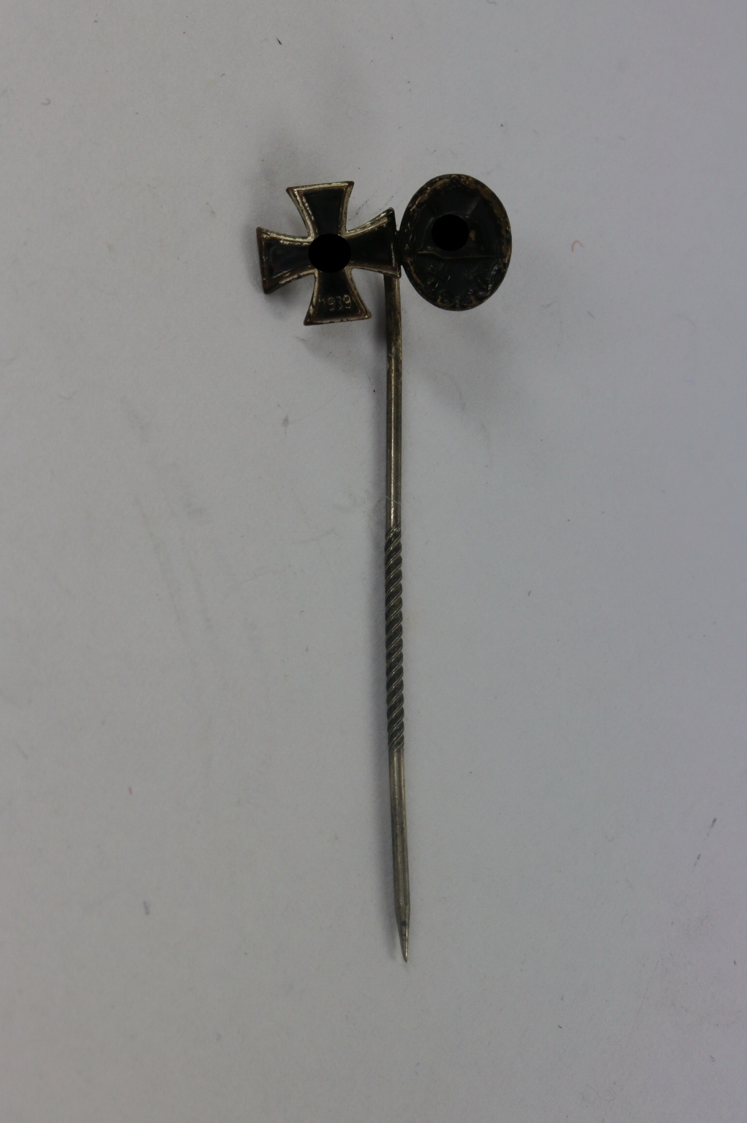 9 MM Miniatur EK-2 (emailliert), VWA schwarz 1939, Hst. L/15 (Otto Schickle, Pforzheim) – Bild 1