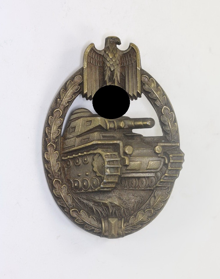 Panzer-Kampfabzeichen in Bronze, C.E. Juncker, Berlin (Zink massiv) (1) Panzer-Kampfabzeichen in Bronze, C.E. Juncker, Berlin (Zink massiv) – Bild 1