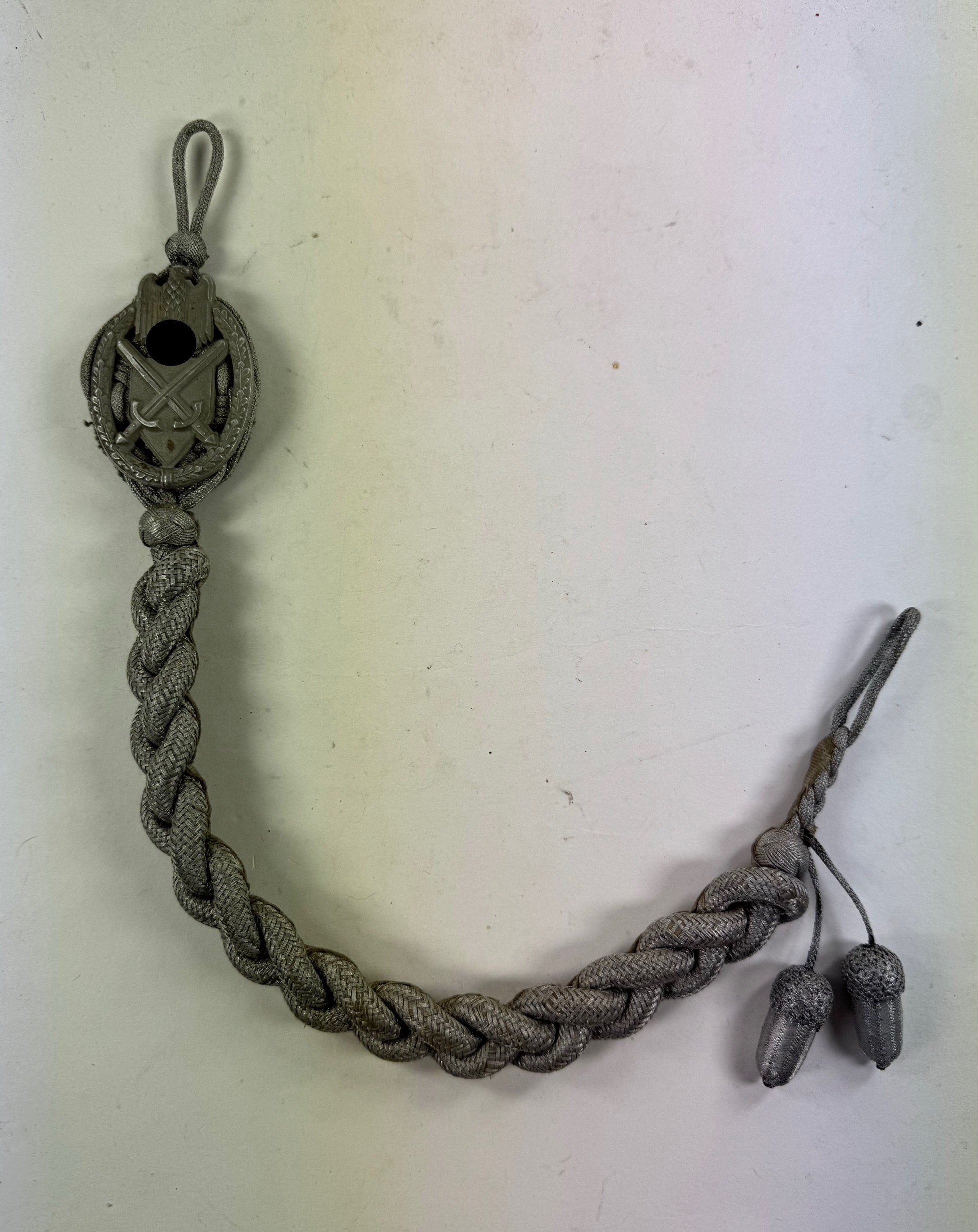 Wehrmacht, Schützenschnur für Gewehrschützen 3. Stufe (2 Eichelen), 2. Form (1) Wehrmacht, Schützenschnur für Gewehrschützen 3. Stufe (2 Eichelen), 2. Form – Bild 1