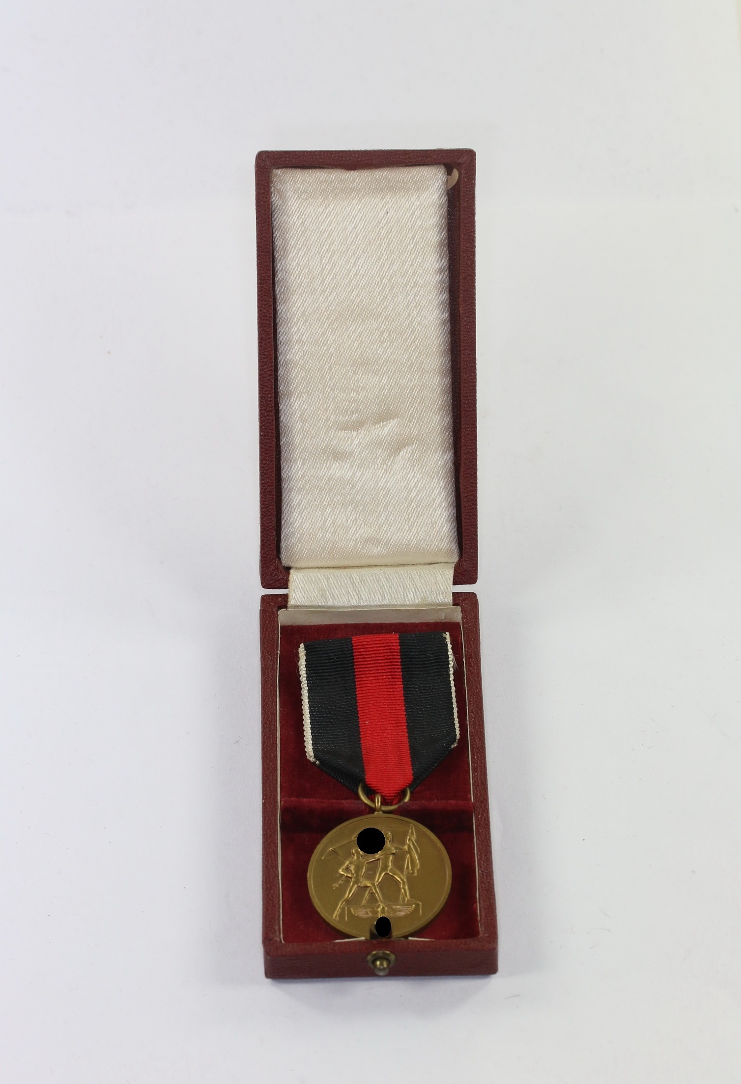 Cased Annexation of Czechoslovakia Medal  (1. Oktober 1938).  – Bild 1