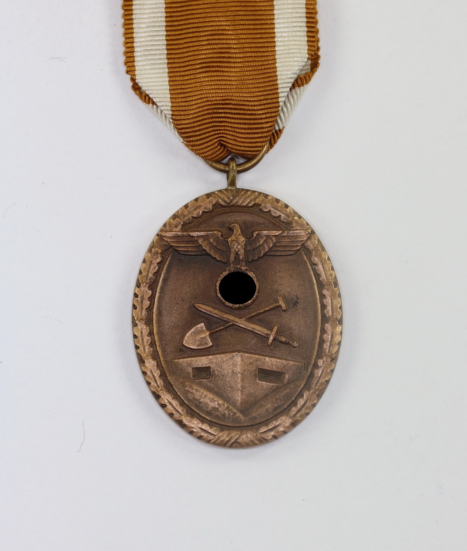  Deutsches Schutzwall Ehrenzeichen, "Für Arbeit zum Schutze Deutschlands" – Bild 1