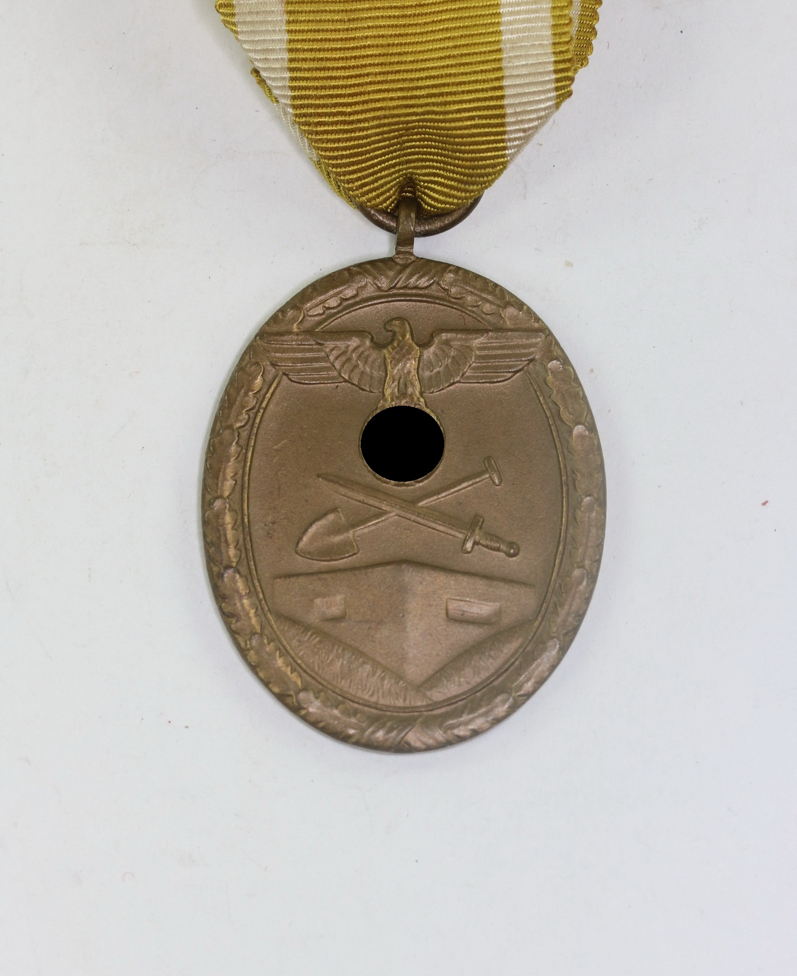 West Wall Medal.  – Bild 1