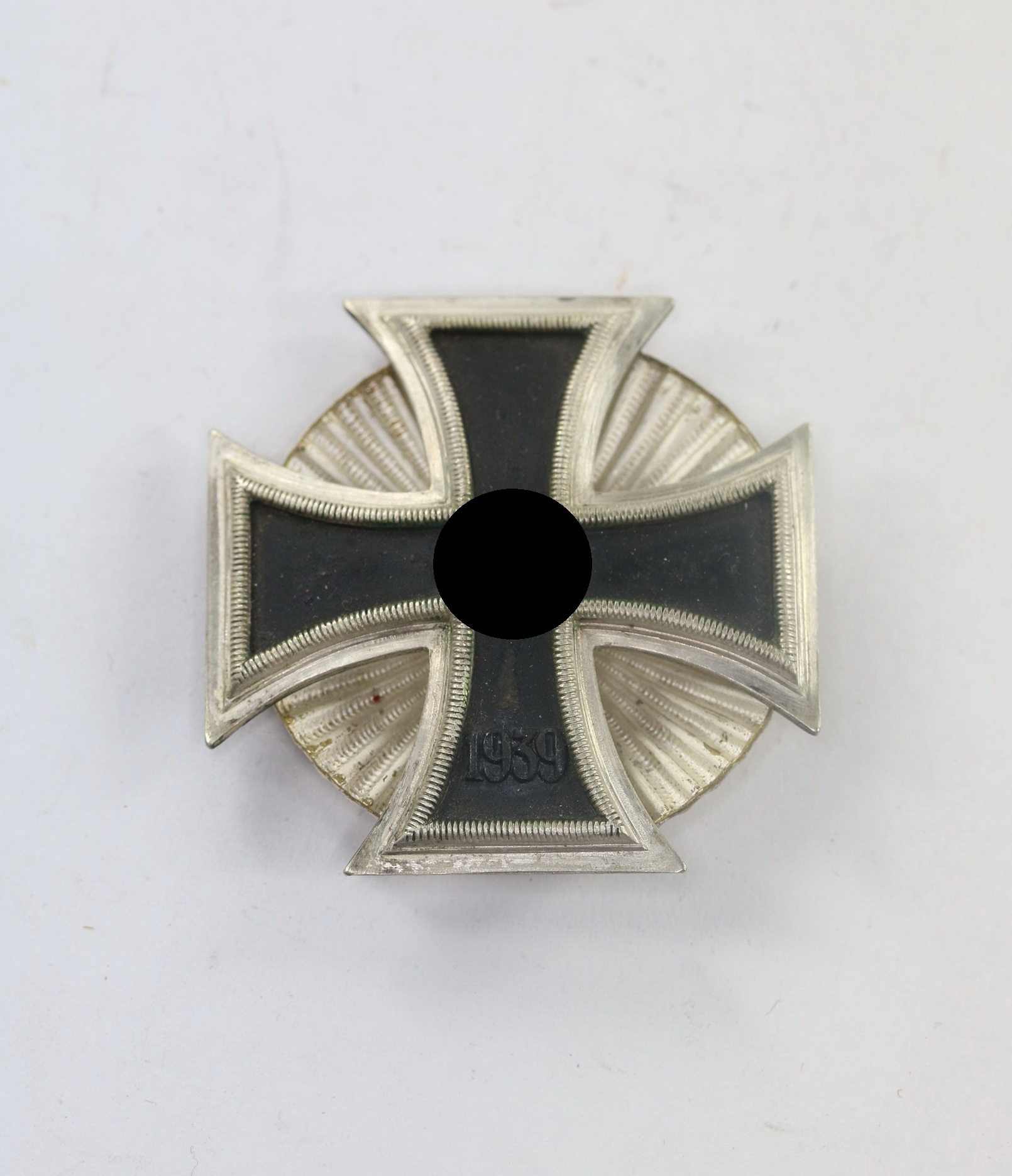 Schinkel Iron Cross 1st Class 1939 on Screwback. Type Wilhelm Deumer, Non-Magnetic.  – Bild 1