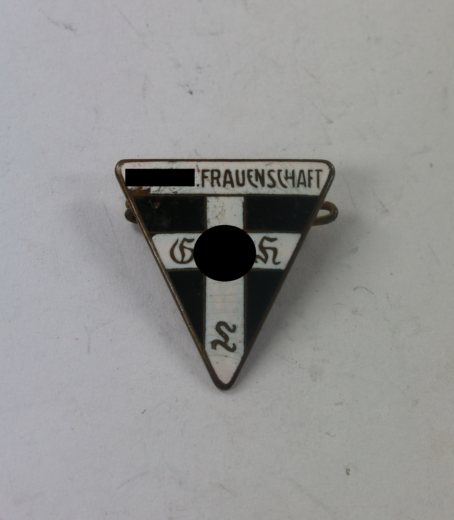 National Socialist Women Association (NSF), Membership Badge. Maker RZM 75. – Bild 1