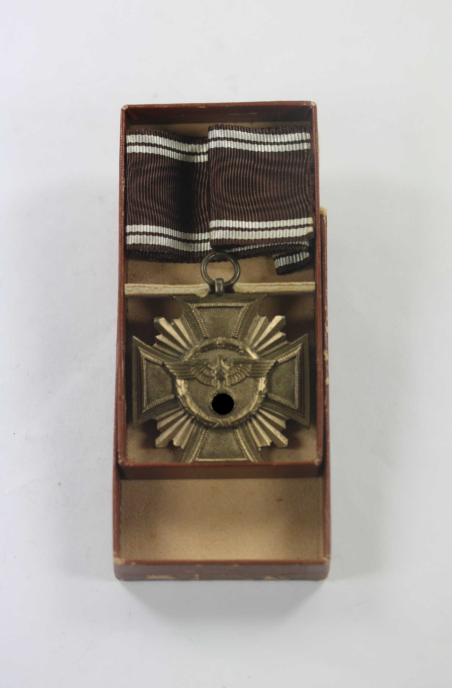 Cased Bronze NSDAP Loyal Service Cross, RZM M1/15 – Bild 1