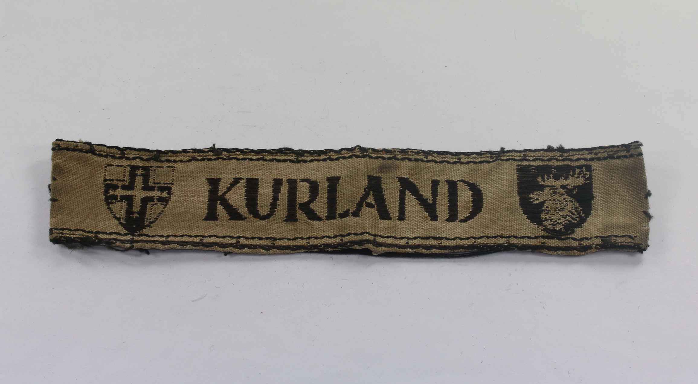 _rmelband_kurland_nessel_stoff_1__1 Cuffband KURLAND. Sack Cloth. – Bild 1