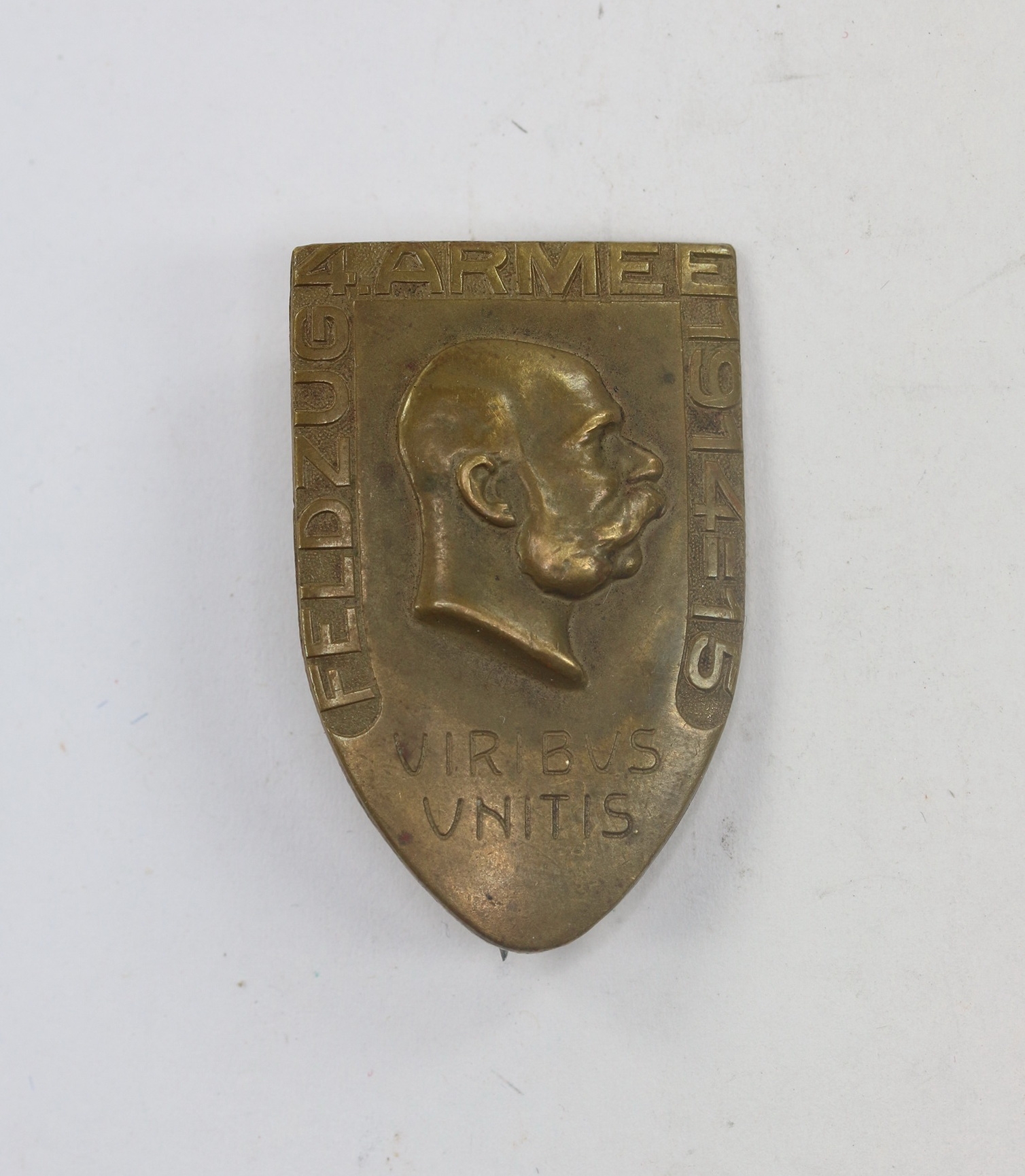 Austrian Cap Badge, Campaign 4th Army 1914 - 15 - Viribus Unitis. Maker/Artist Gurschner Wien. – Bild 1