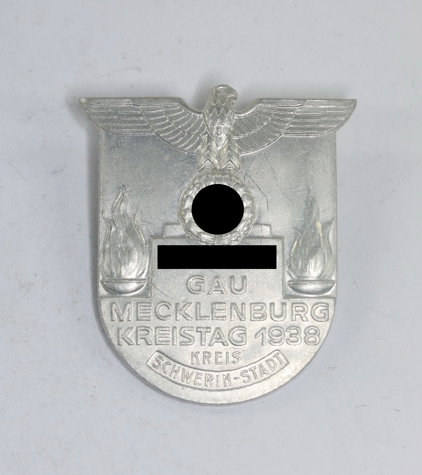 Day Badge, NSDAP Gau Mecklenburg Kreistag 1938 Kreis Schwerin - Stadt. Maker L. Chr. Lauer Nürnberg-Berlin – Bild 1