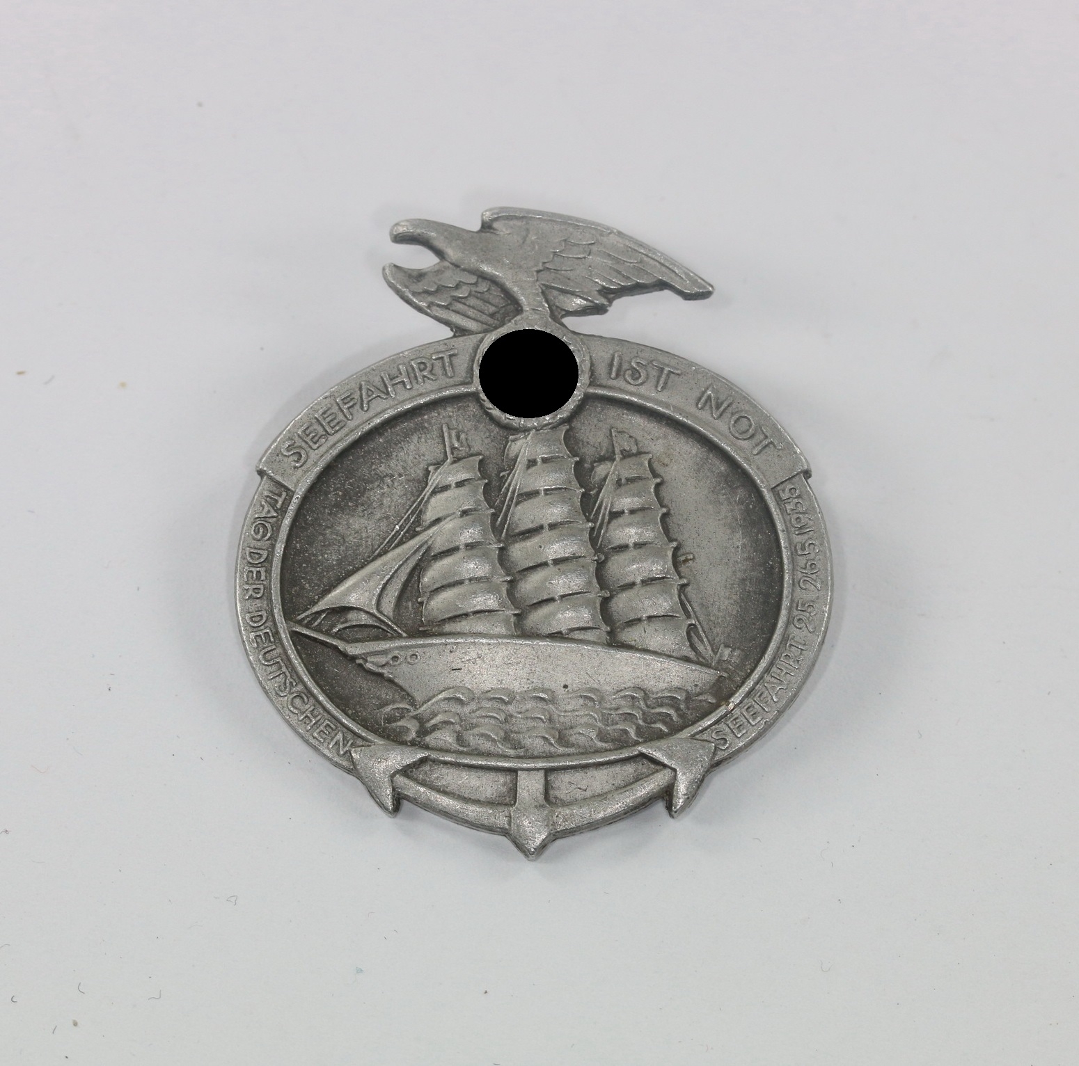 Day Badge  "Seefahrt ist Not Tag der Deutschen Seefahrt 25. 26.5. 1935" – Bild 1