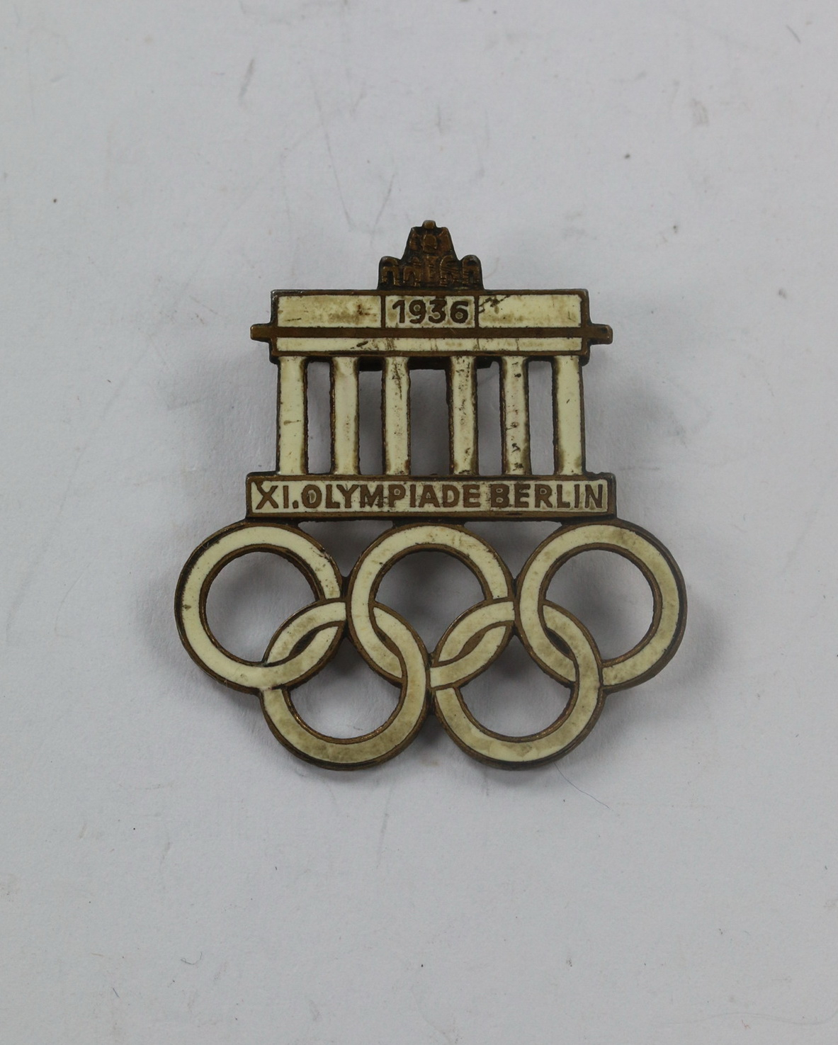 abzeichen_xi Souvenir Badge XI. Olympiade Berlin 1936. Maker Paulmann & Crone Lüdenscheid. – Bild 1