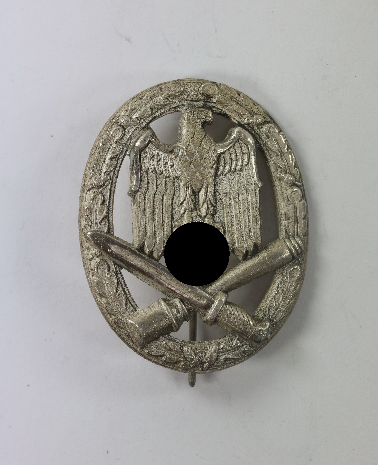 allgemeines_sturmabzeichen_rudolf_karneth_gablonz_1__8_4nd General Assault Badge. Type Rudolf Karneth, Gablonz. – Bild 1