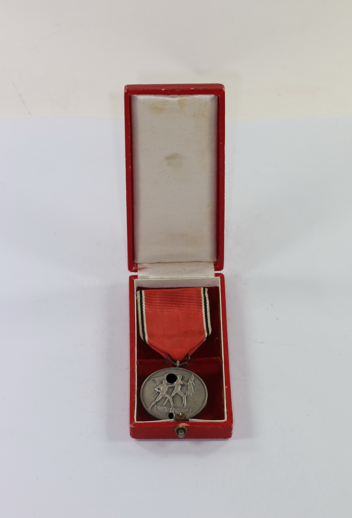 Cased Annexationof Austria Medal (13. März 1938). – Bild 1