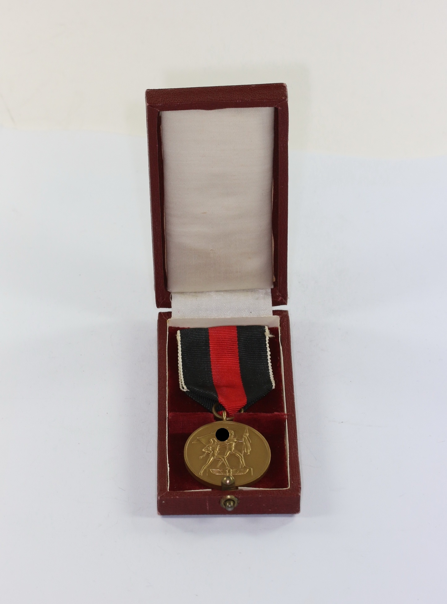 Cased Annexation of Czechoslovakia Medal (1. Oktober 1938).  – Bild 1