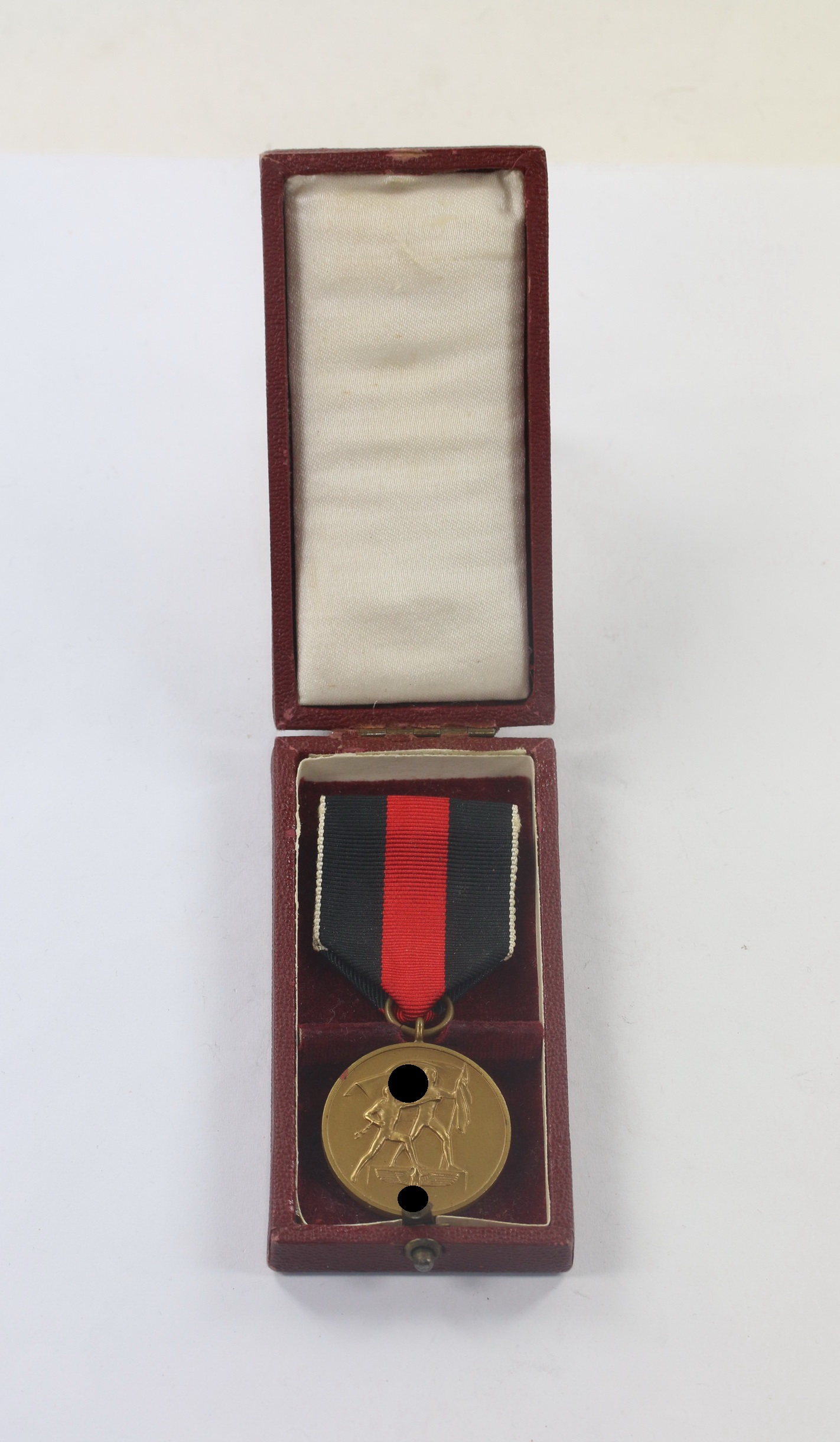 anschlu_medaille_sudetenland_1 Cased Annexation of Czechoslovakia Medal (1. Oktober 1938). – Bild 1