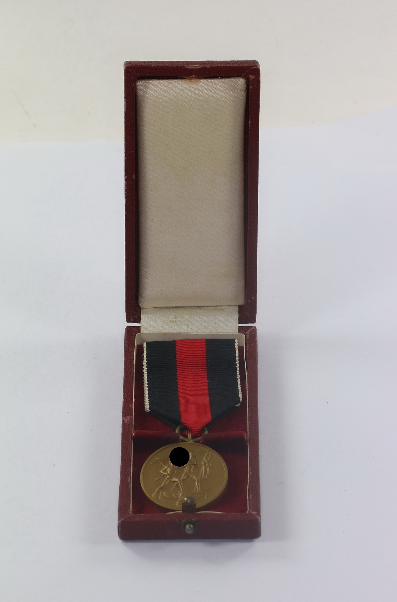 anschlu_medaille_sudetenland_1 Cased Annexation of Czechoslovakia Medal (1. Oktober 1938). – Bild 1