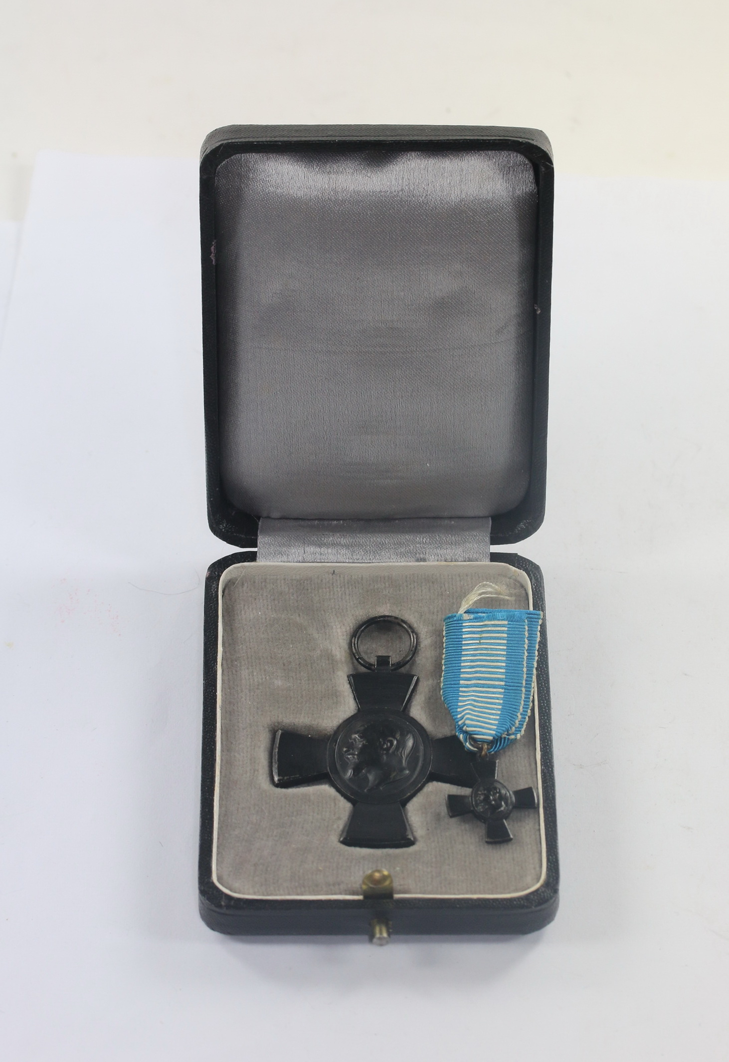 Bayern, König Ludwig Kreuz 7.1.1916, im Etui mit Miniatur – Bild 1