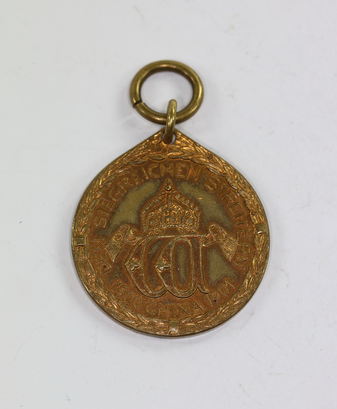 china_denkm_nze_f_r_k_mpfer_1901_den_siegreichen_streitern_1900_china_1901_1_ China Campaign Medal for Combatants 1901, Den siegreichen Streitern 1900 China 1901. – Bild 1