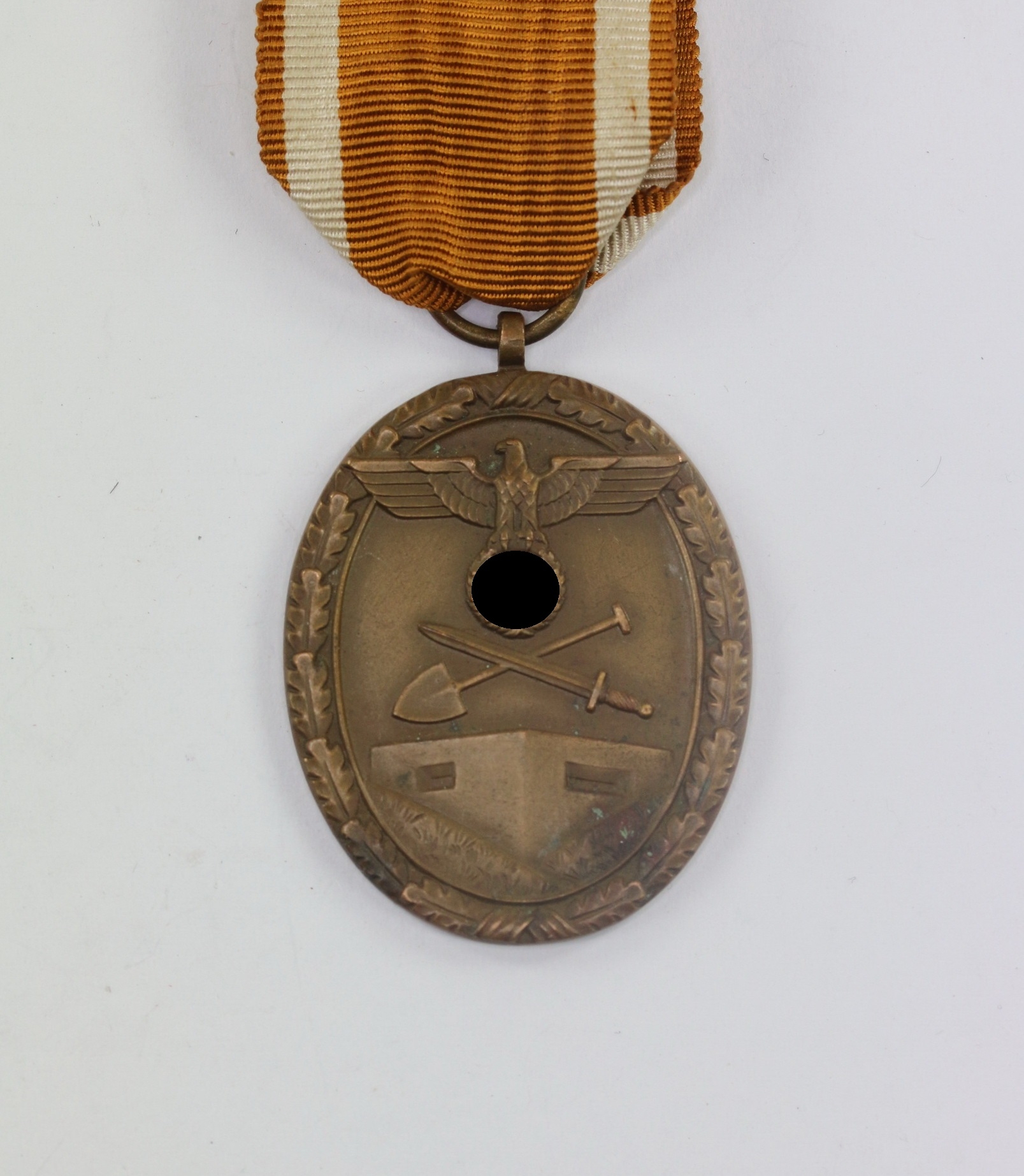 West Wall Medal.  – Bild 1
