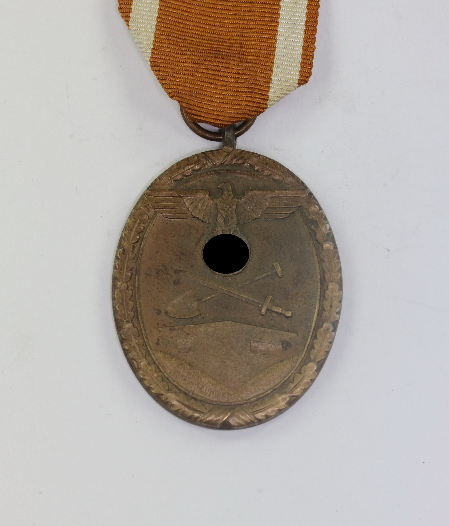 West Wall Medal.  – Bild 1