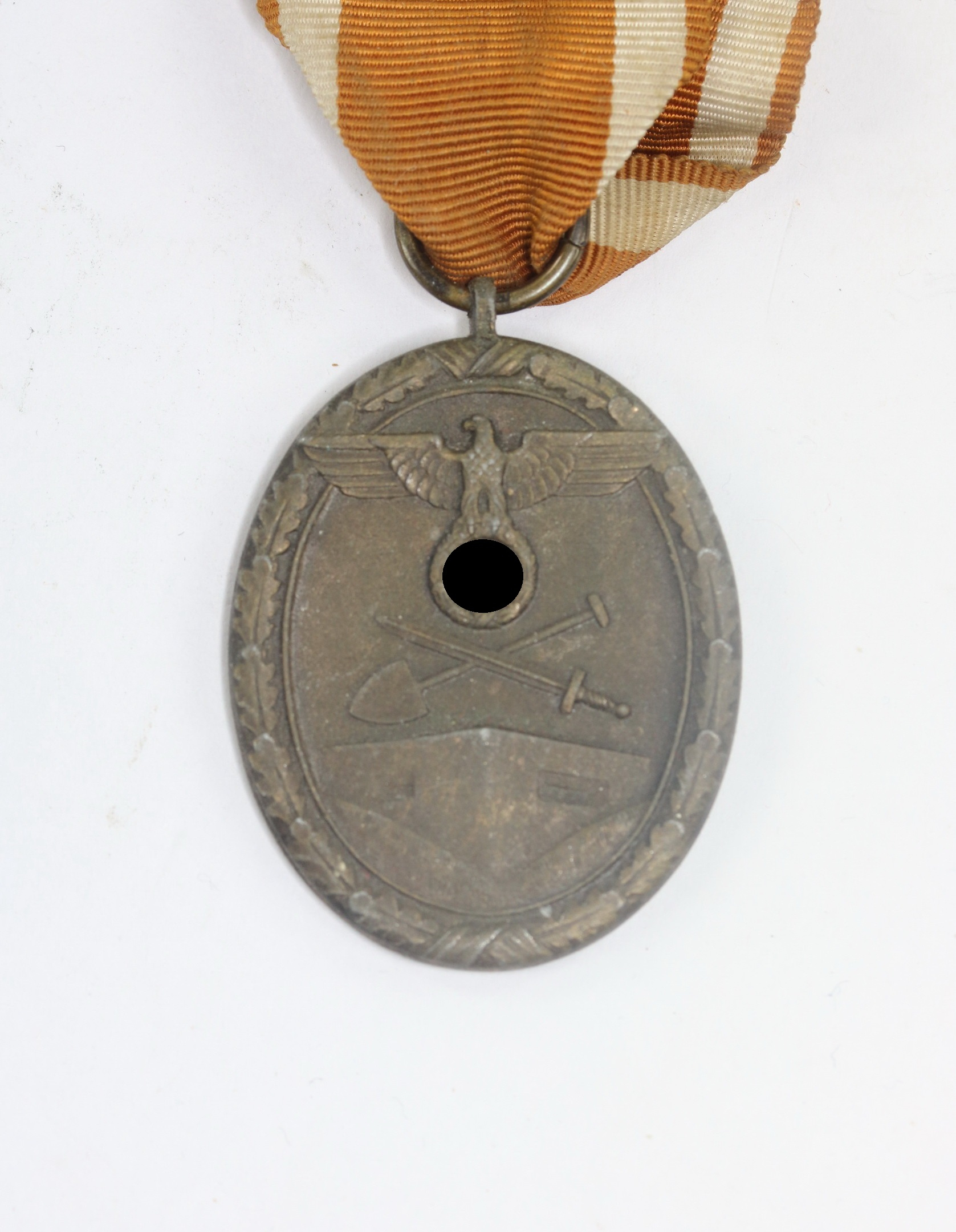 West Wall Medal.  – Bild 1
