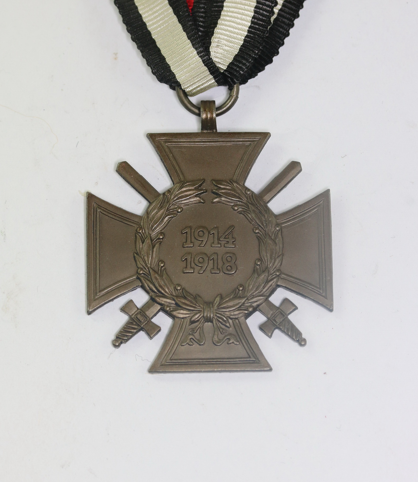 Ehrenkreuz für Frontkämpfer, Hst. 14 O1 – Bild 1