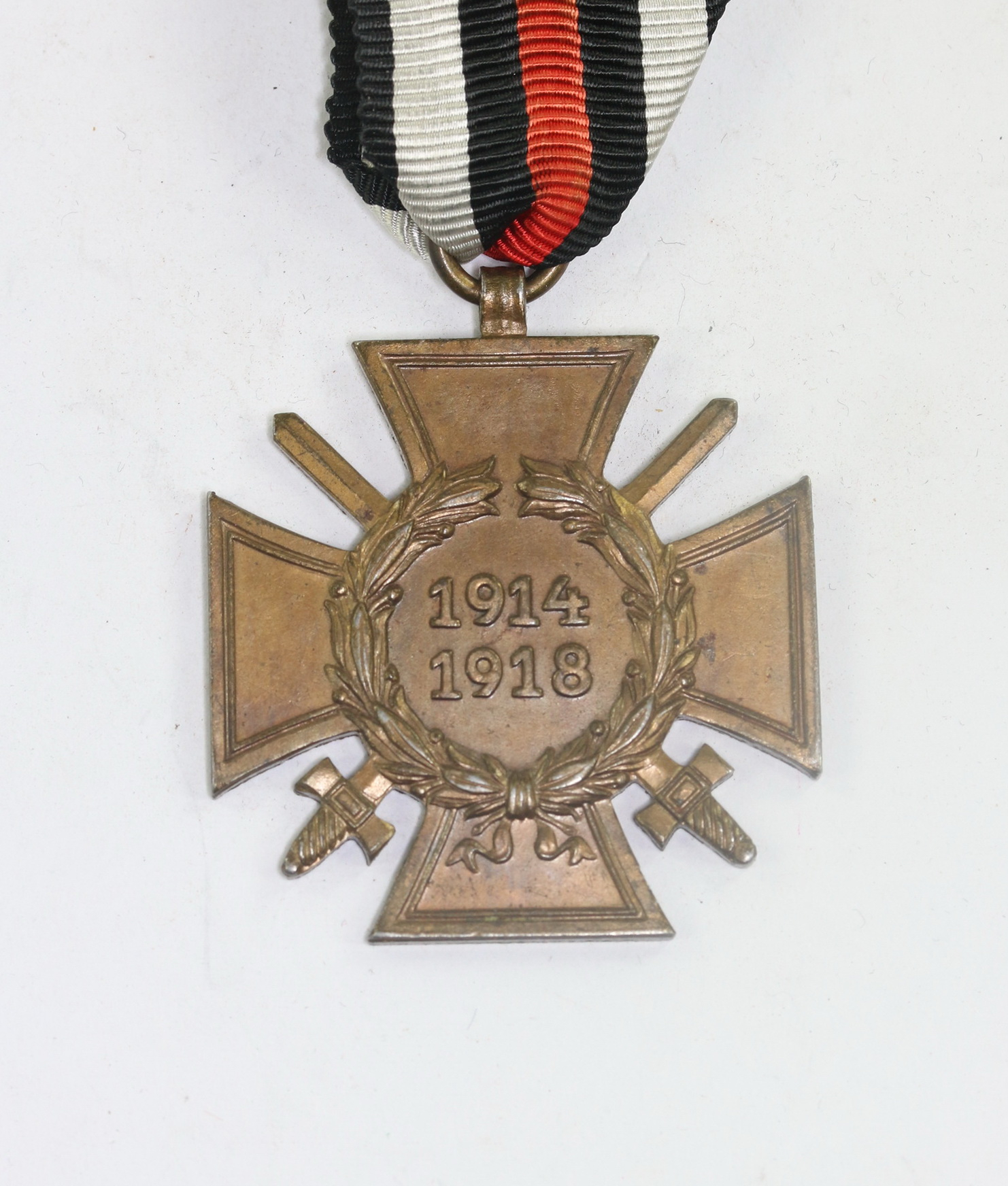 Hindenburg Cross for Combatants. Maker 83 R.V. Pforzheim – Bild 1