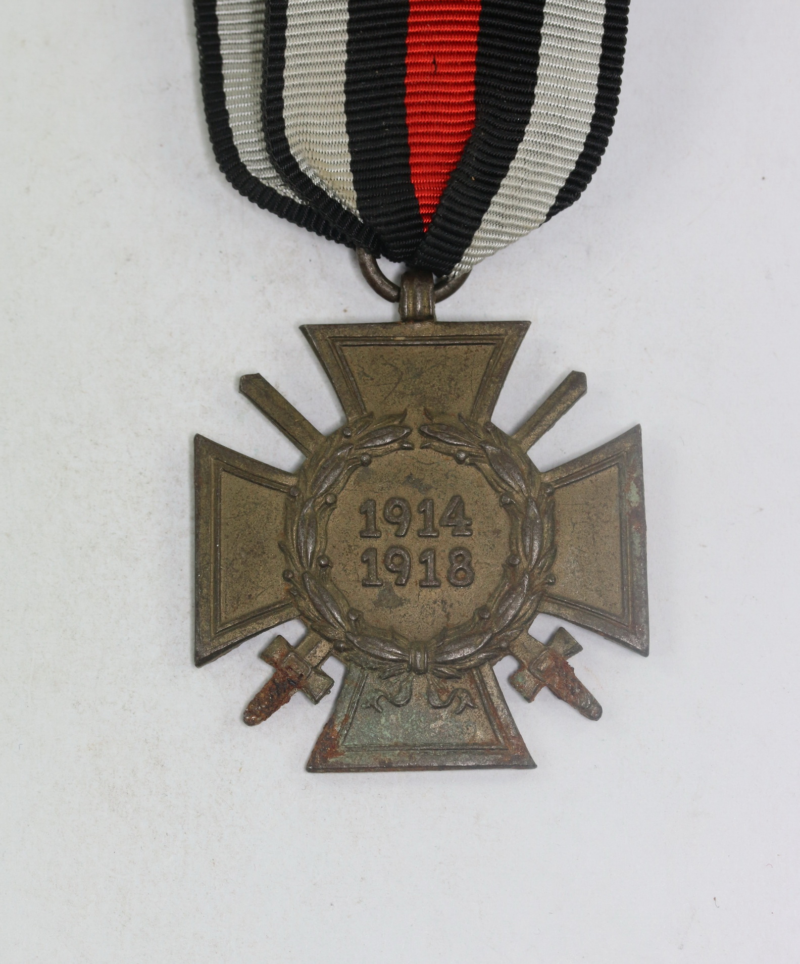 Hindenburg Cross for Combatants. Maker H&CL – Bild 1