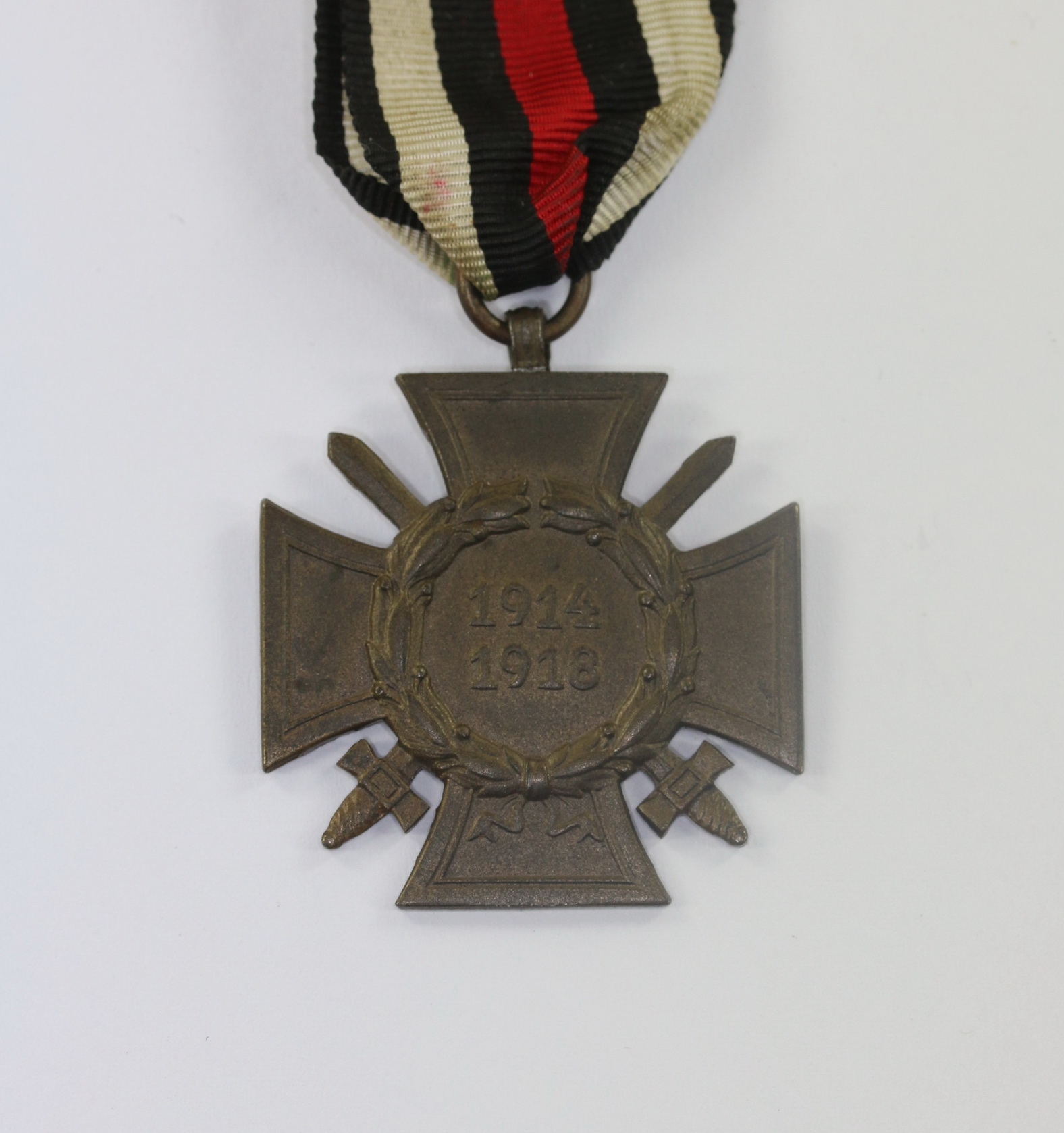 Hindenburg Cross for Combatants. Maker KM&F. – Bild 1