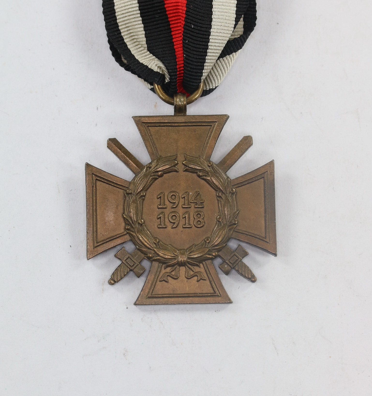 Hindenburg Cross for Combatants. Maker P.&C.L. – Bild 1