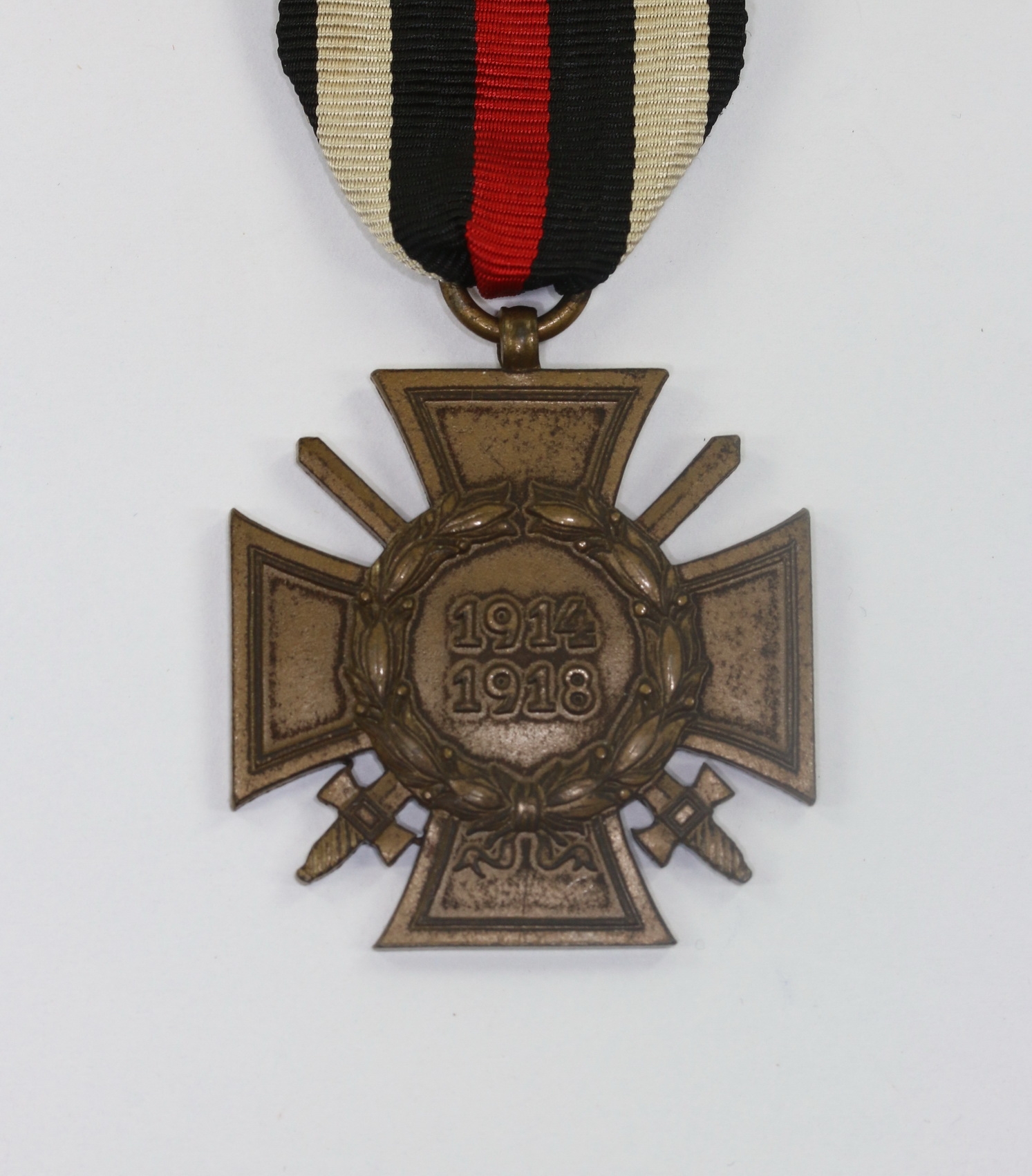 ehrenkreuz_f_r_frontk_mpfer_hst Hindenburg Cross for Combatants. Maker W.D. and Bee Logo. – Bild 1