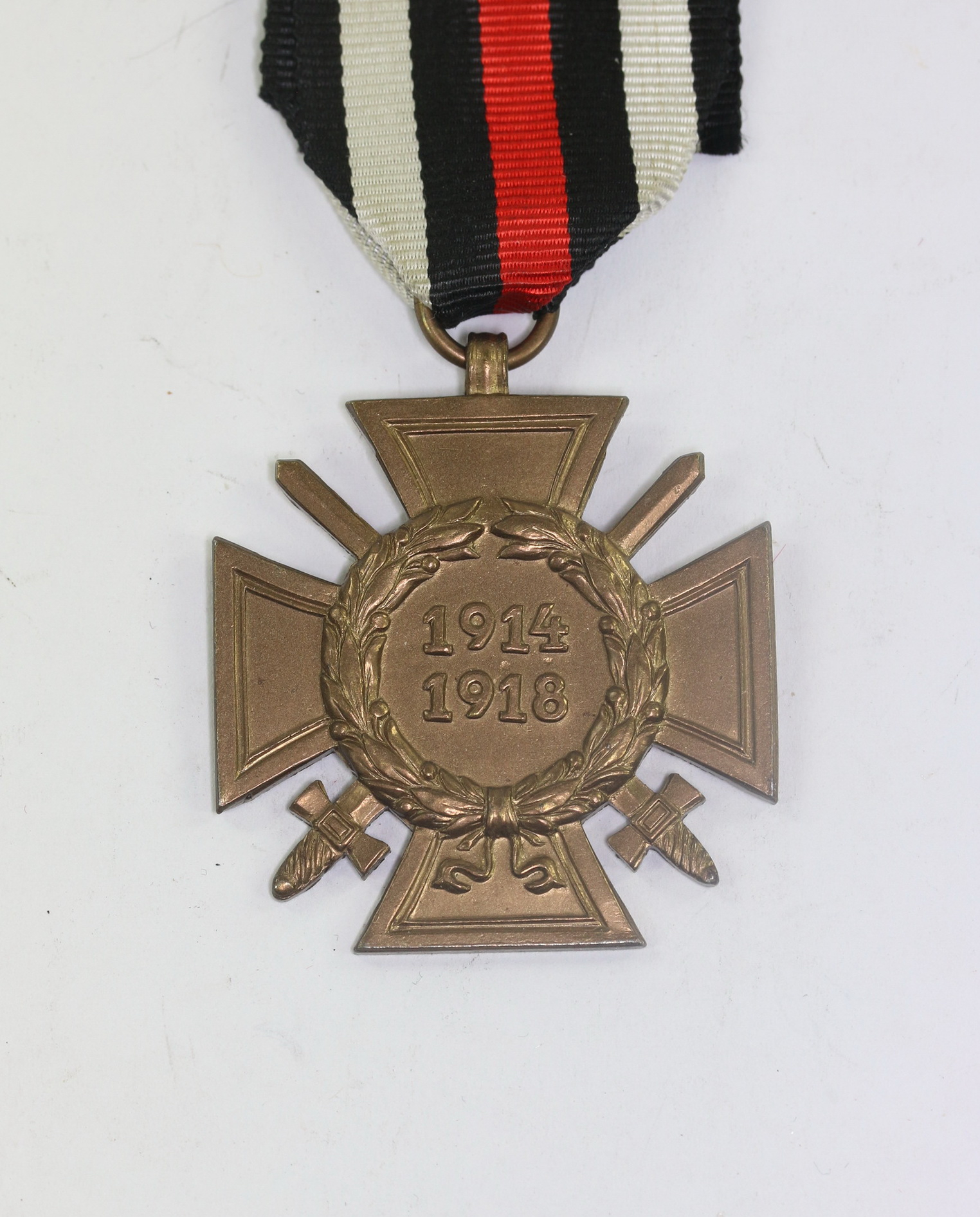 Hindenburg Cross for Combatants.  – Bild 1