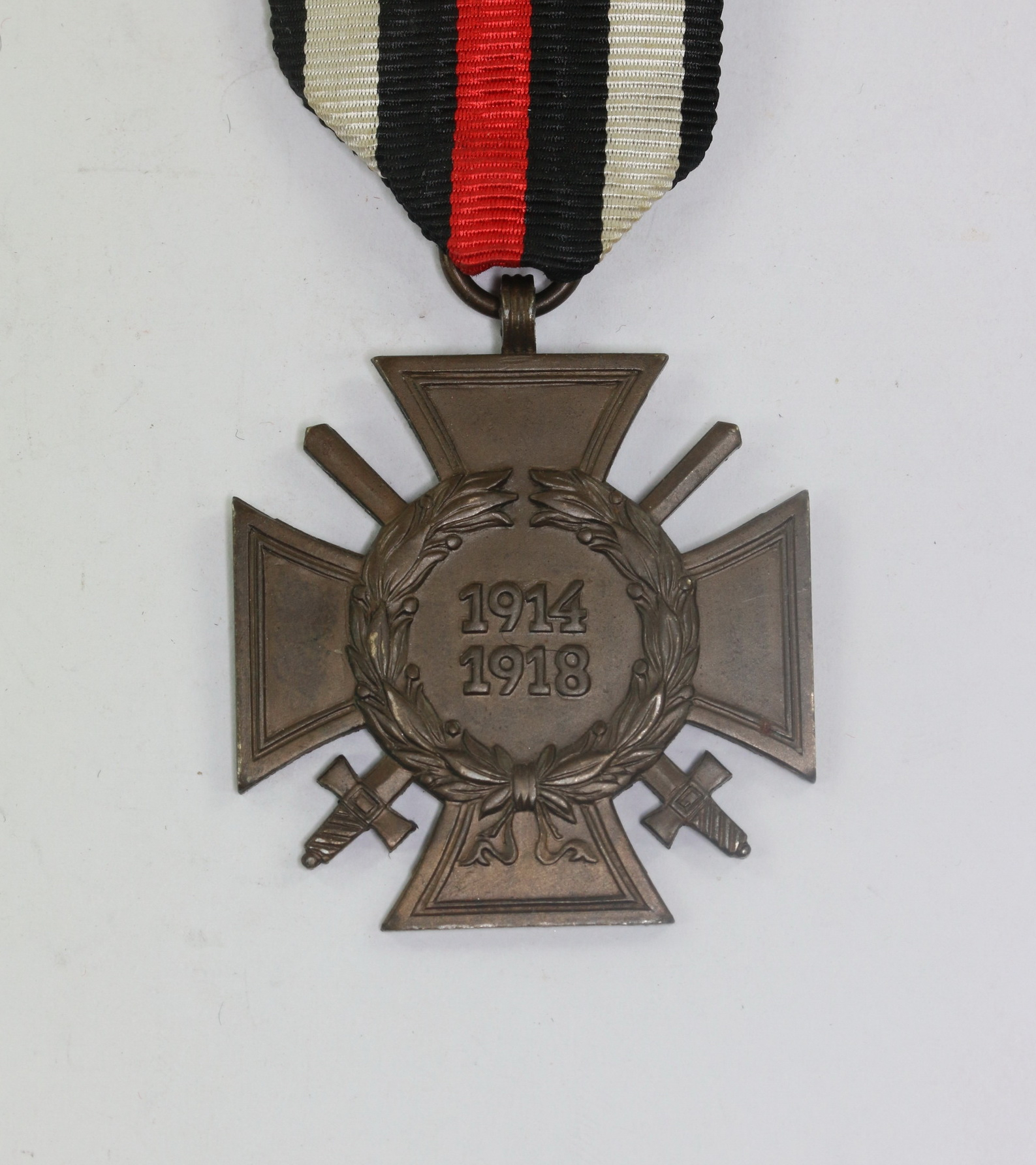 Hindenburg Cross for Combatants.  – Bild 1