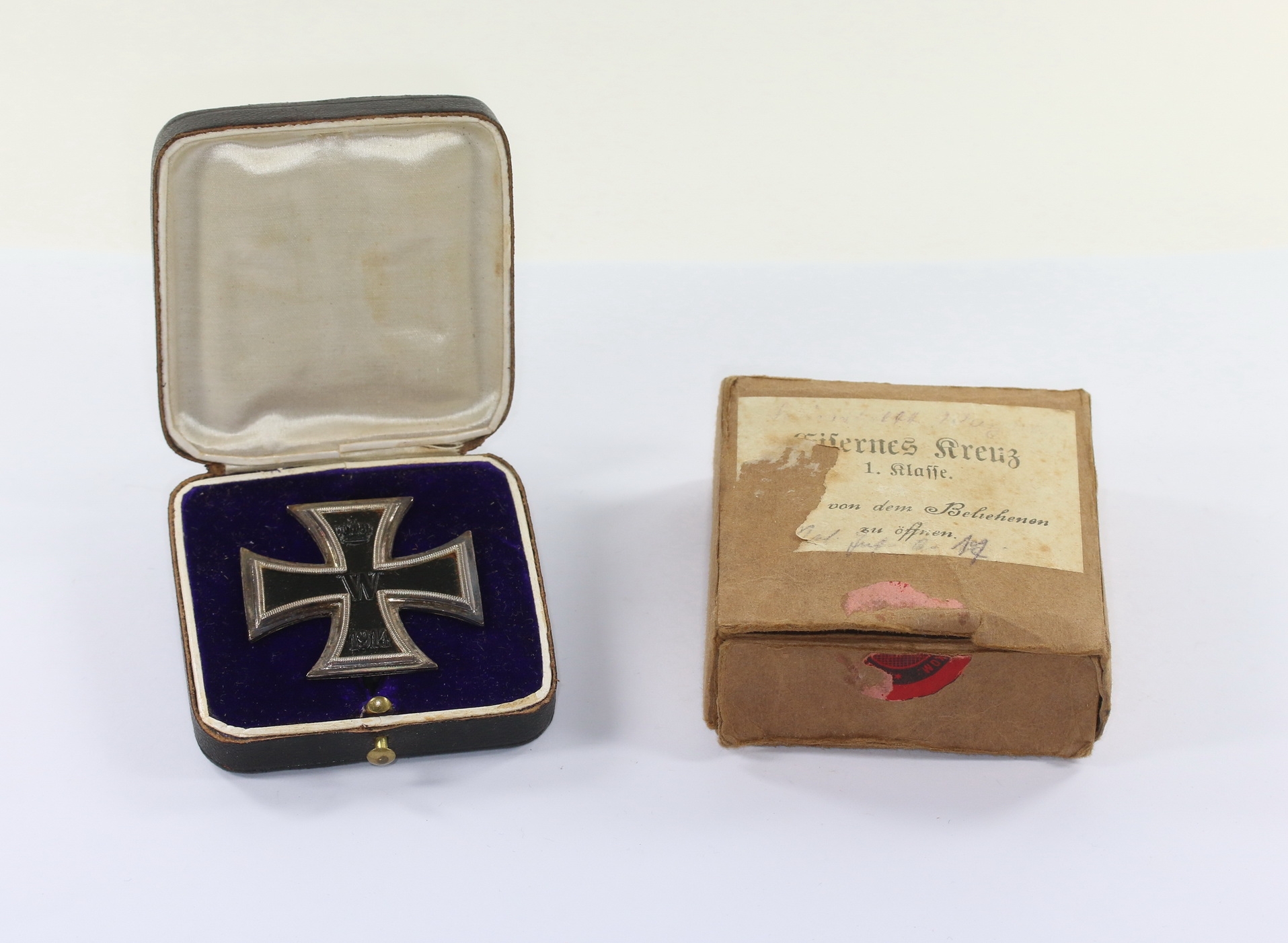 eisernes_kreuz_1 Eisernes Kreuz 1. Klasse 1914, Hst. SW, im Etui mit Umkarton – Bild 1