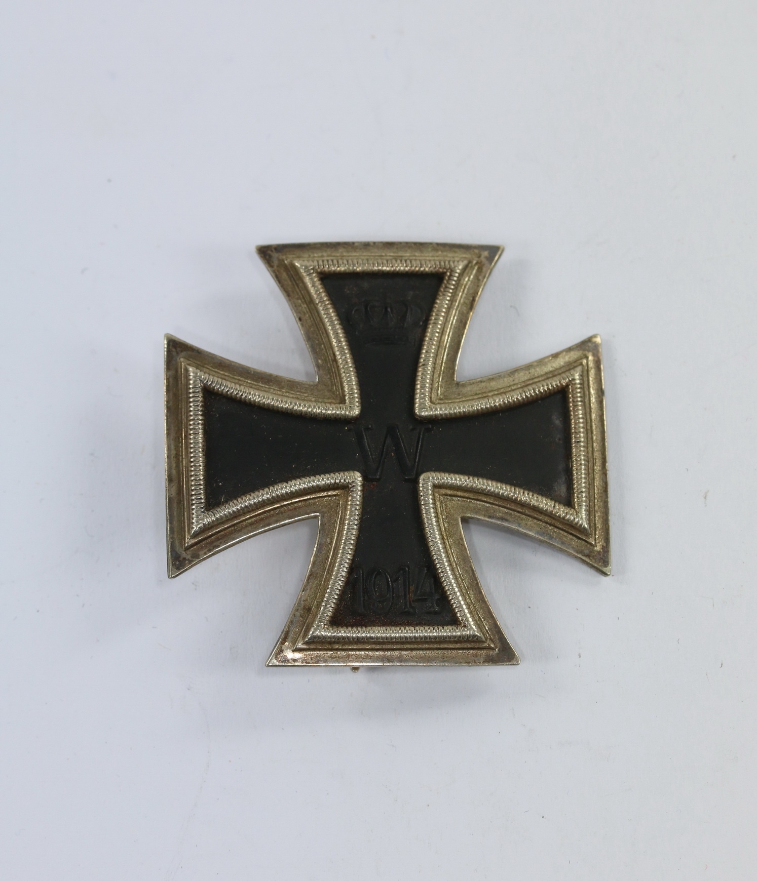 Iron Cross 1st Class 1914 in the Pattern from 1939. Maker B.H. Mayer. – Bild 1