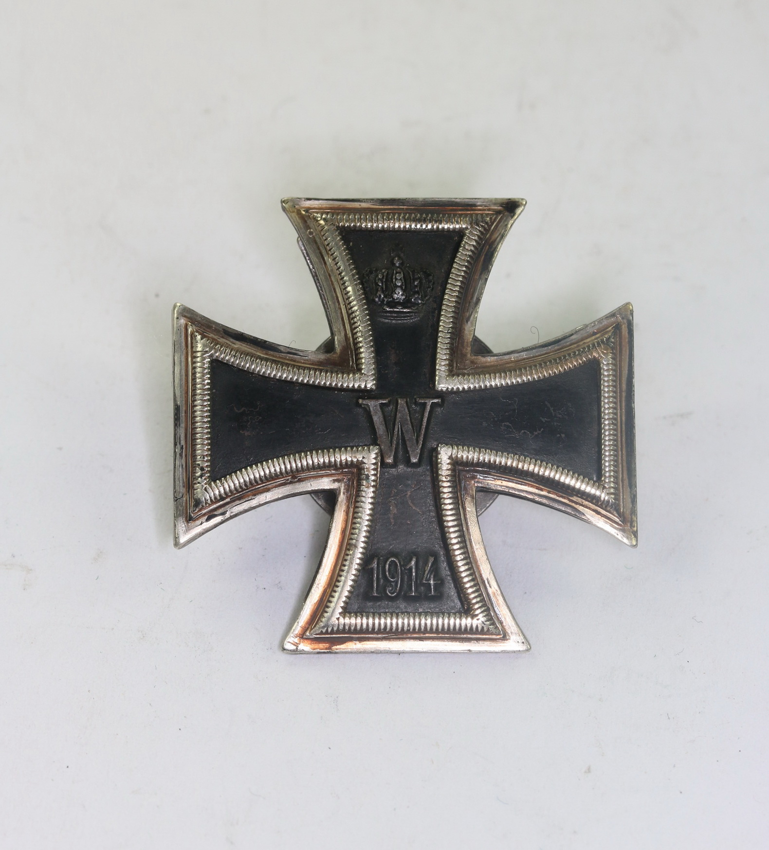 Prinzen Iron Cross 1st Class 1914 on Screwback. Maker Paul Meybauer (Logo), Silver 925. – Bild 1