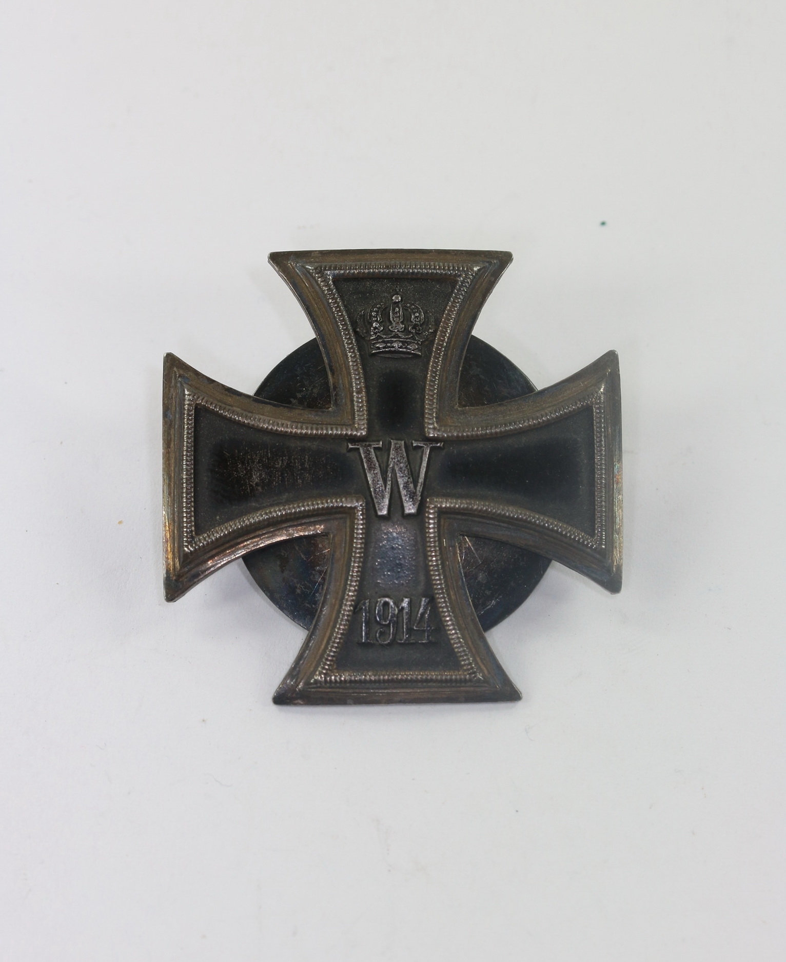 Iron Cross 1st Class on Screwback. Type Deutscher Offiziers Verein, Silver 800. – Bild 1
