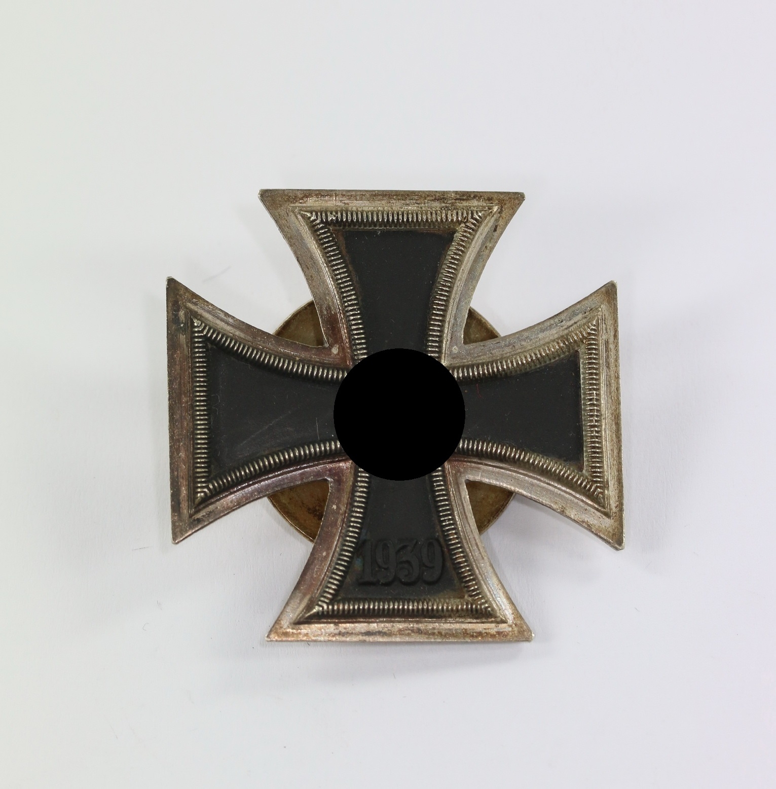 Iron Cross 1st Class 1939 on Screwback. Maker L/57 – Bild 1
