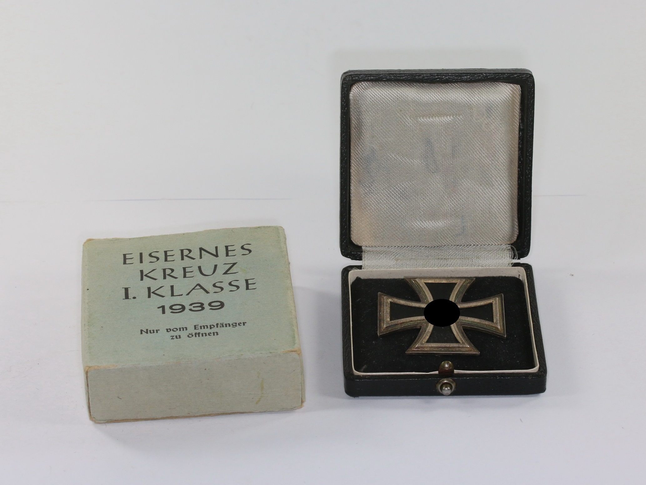 Cased & Cartoned Iron Cross 1st Class 1939. Maker 6. – Bild 1