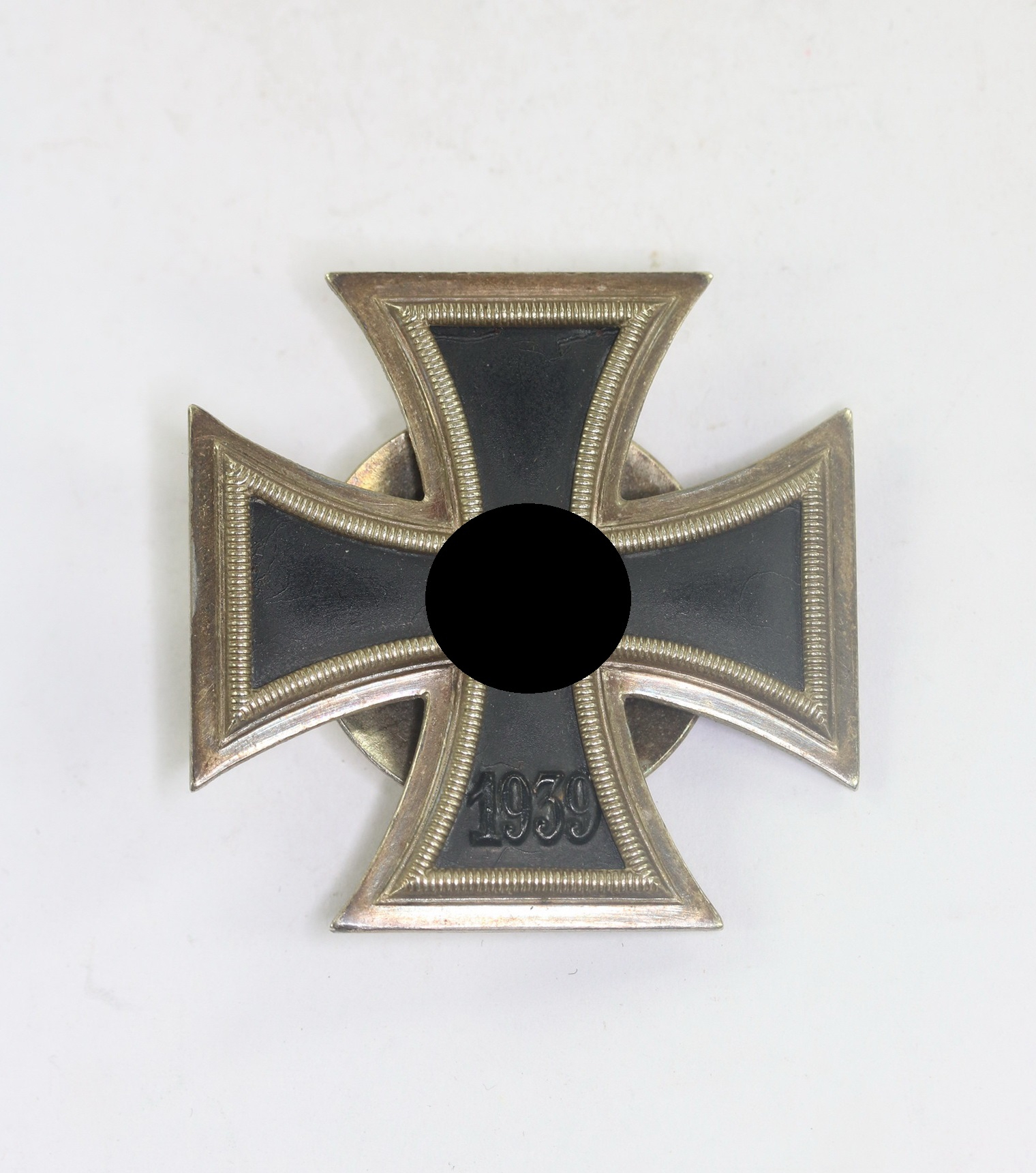 eisernes_kreuz_1 Eisernes Kreuz 1. Klasse 1939, Hst. L/13, an Schraubscheibe (Paul Meybauer, Berlin) – Bild 1