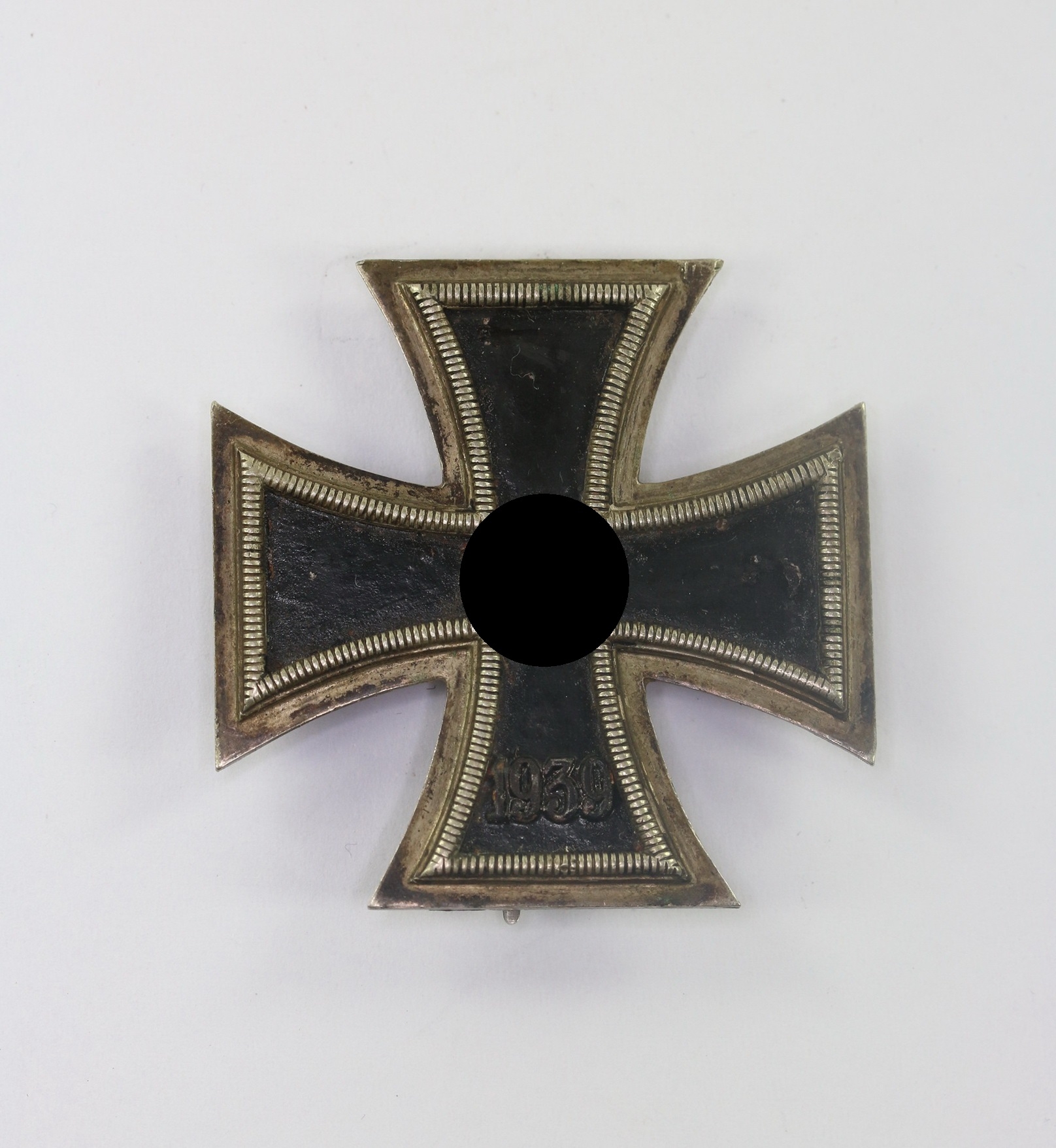 eisernes_kreuz_1 Iron Cross 1st Class 1939.Maker L/15 (Otto Schickle, Pforzheim). – Bild 1