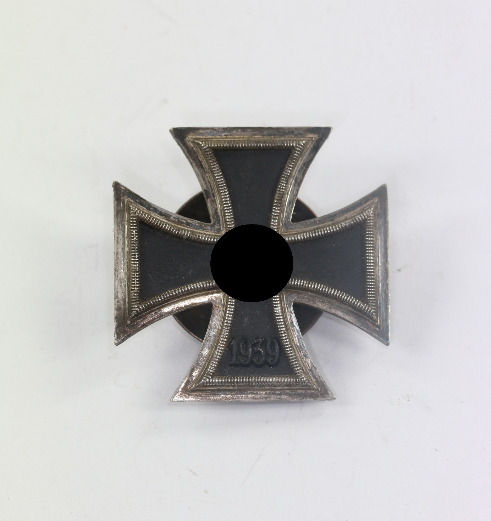 Iron Cross 1st Class 1939 on Screwback. Maker L/16. – Bild 1