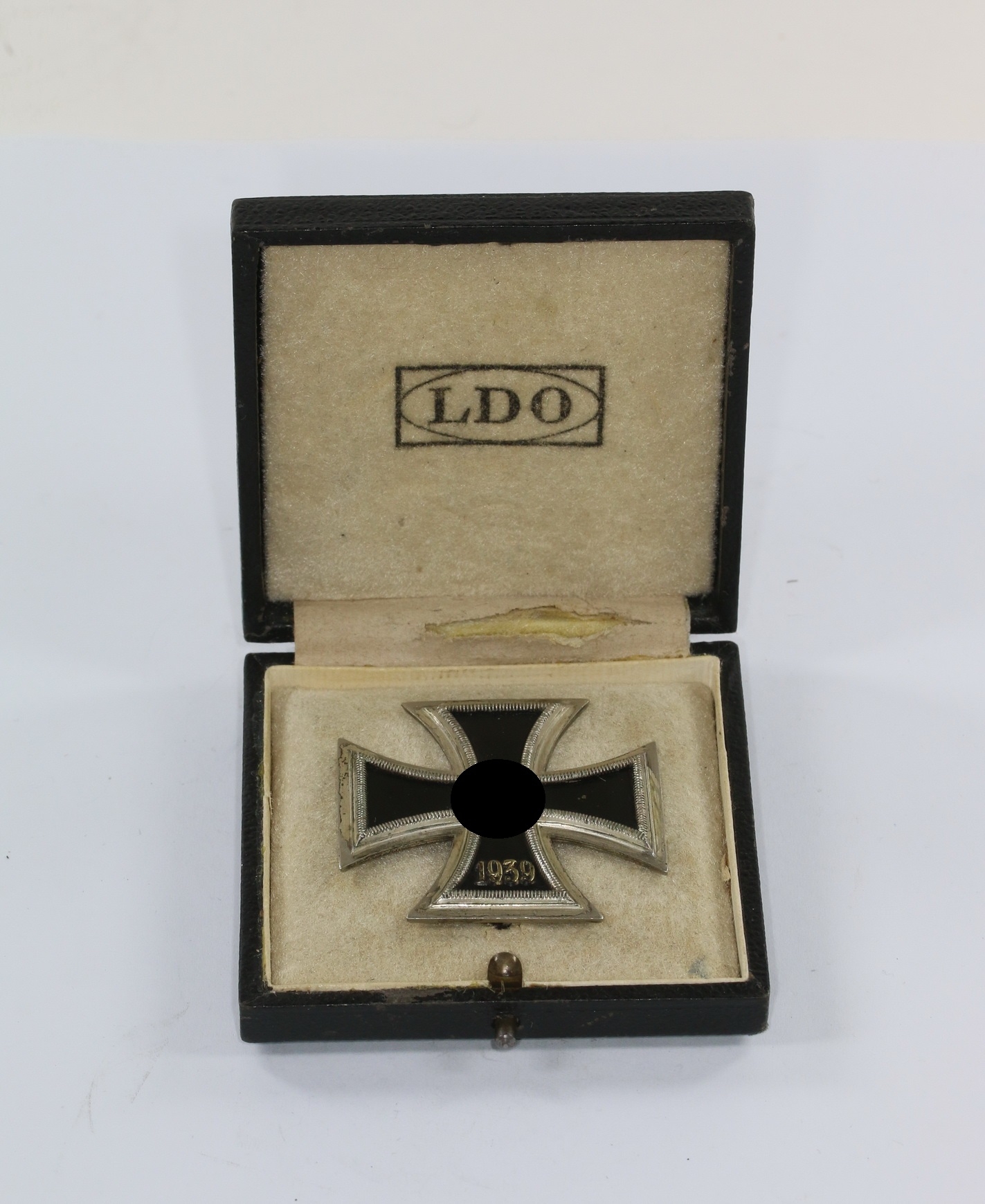 eisernes_kreuz_1 Eisernes Kreuz 1. Klasse 1939, Hst. L/16, nicht magnetisch, im LDO Etui – Bild 1
